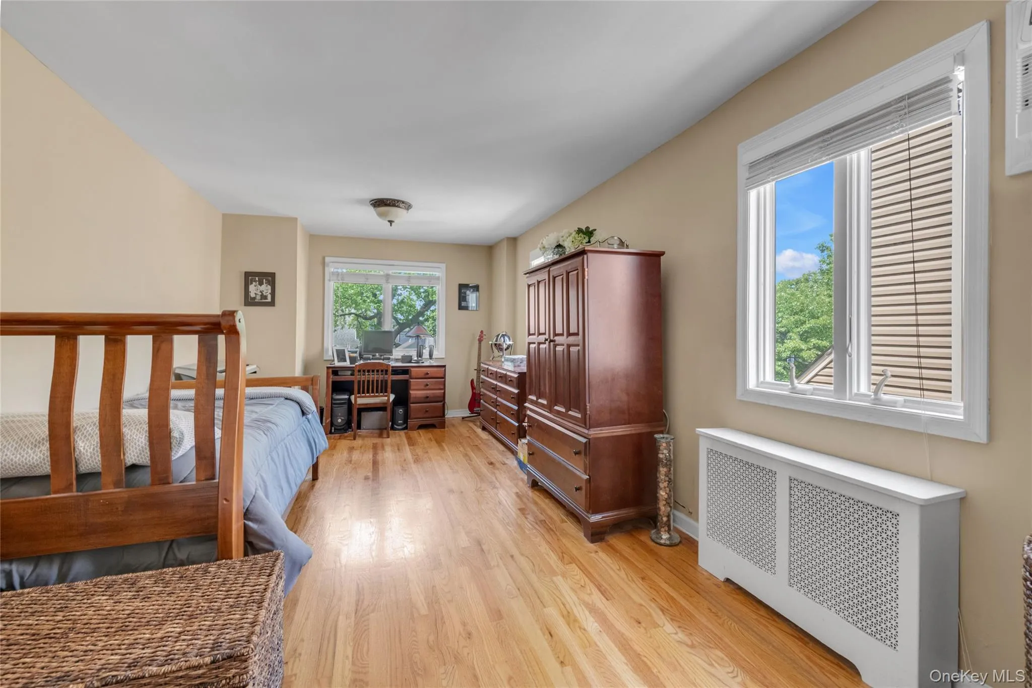 23-55 205th Street, New York, NY, 3 Bedrooms Bedrooms, 6 Rooms Rooms,2 BathroomsBathrooms,Residential,For Rent,205th,0,1003017 23-55 205th Street, New York, NY, 3 Bedrooms Bedrooms, 6 Rooms Rooms,2 BathroomsBathrooms,Residential,For Rent,205th,0,1003017