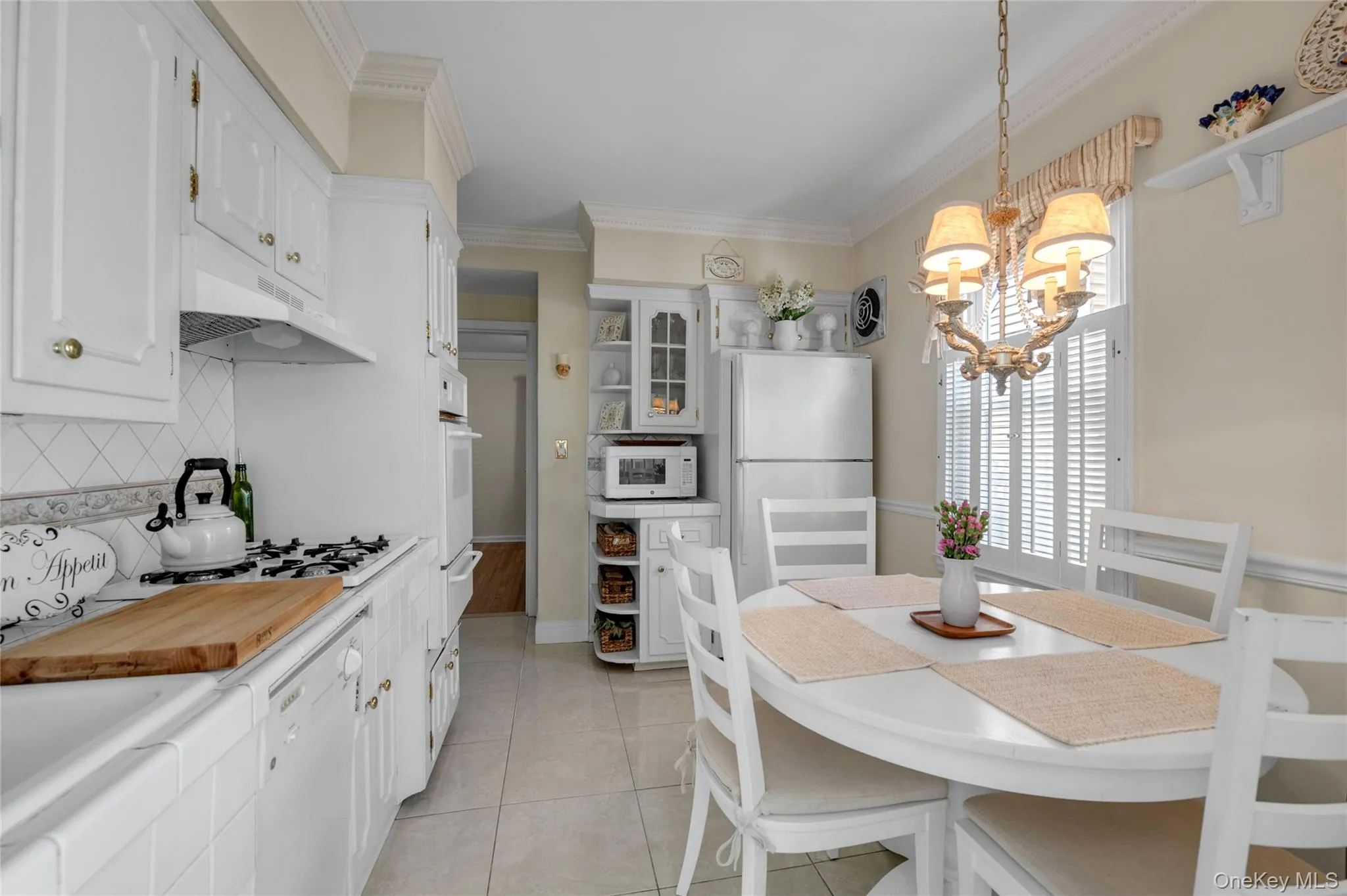 23-55 205th Street, New York, NY, 3 Bedrooms Bedrooms, 6 Rooms Rooms,2 BathroomsBathrooms,Residential,For Rent,205th,0,1003017 23-55 205th Street, New York, NY, 3 Bedrooms Bedrooms, 6 Rooms Rooms,2 BathroomsBathrooms,Residential,For Rent,205th,0,1003017