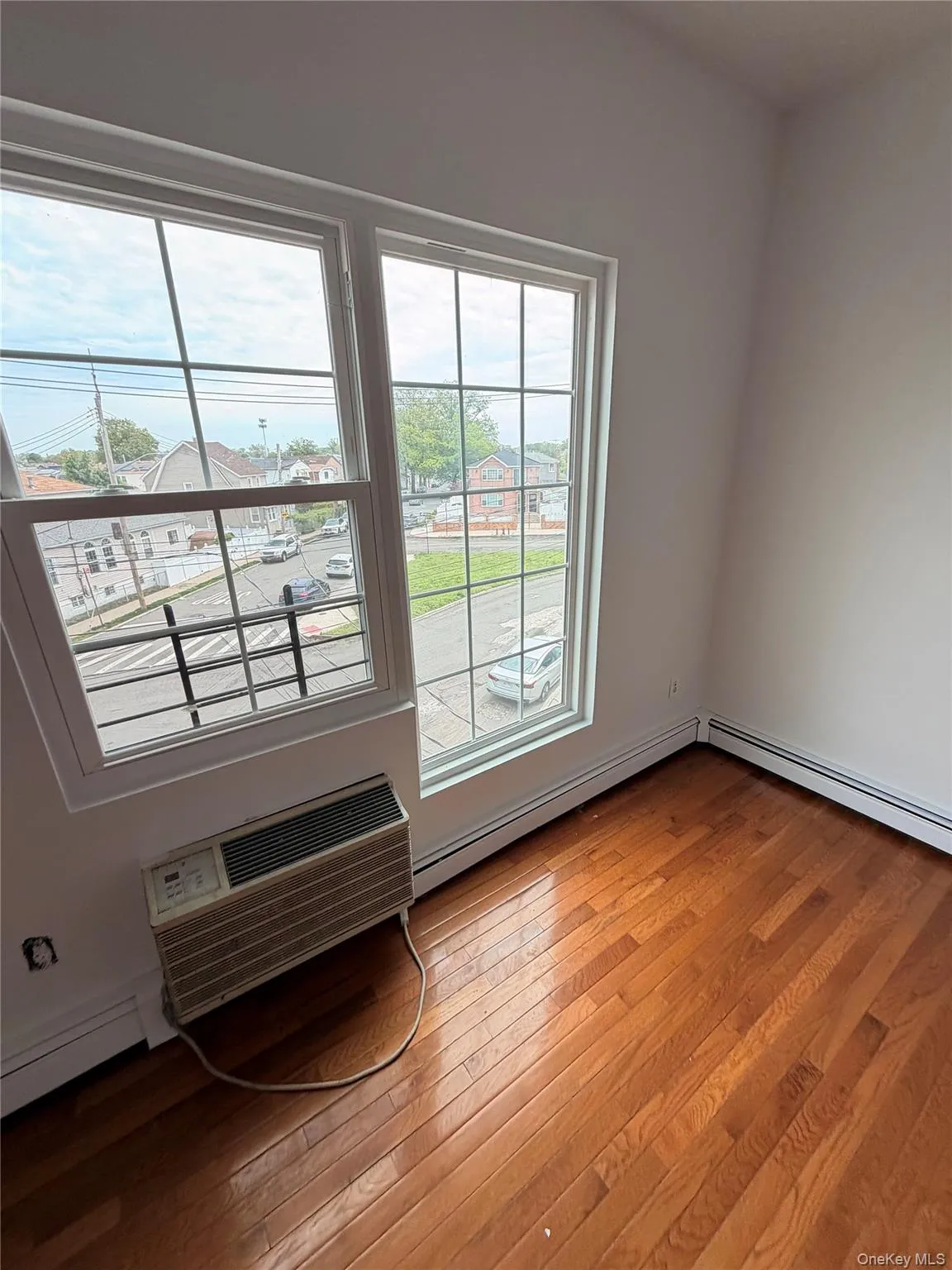 126-06 172nd Street, New York, NY, 3 Bedrooms Bedrooms, 4 Rooms Rooms,2 BathroomsBathrooms,Residential Lease,For Rent,172nd,0,1003018 126-06 172nd Street, New York, NY, 3 Bedrooms Bedrooms, 4 Rooms Rooms,2 BathroomsBathrooms,Residential Lease,For Rent,172nd,0,1003018