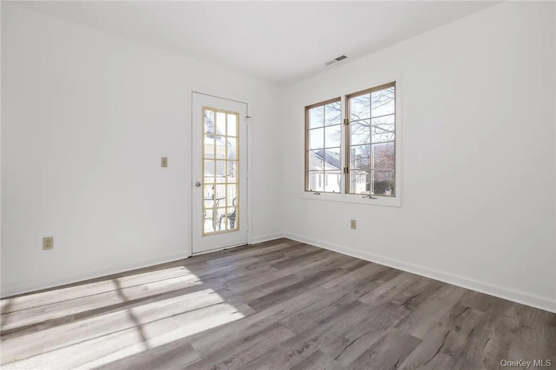 Primary bedroom, en suite bath, walk in closet, door to terrace. Primary bedroom, en suite bath, walk in closet, door to terrace.