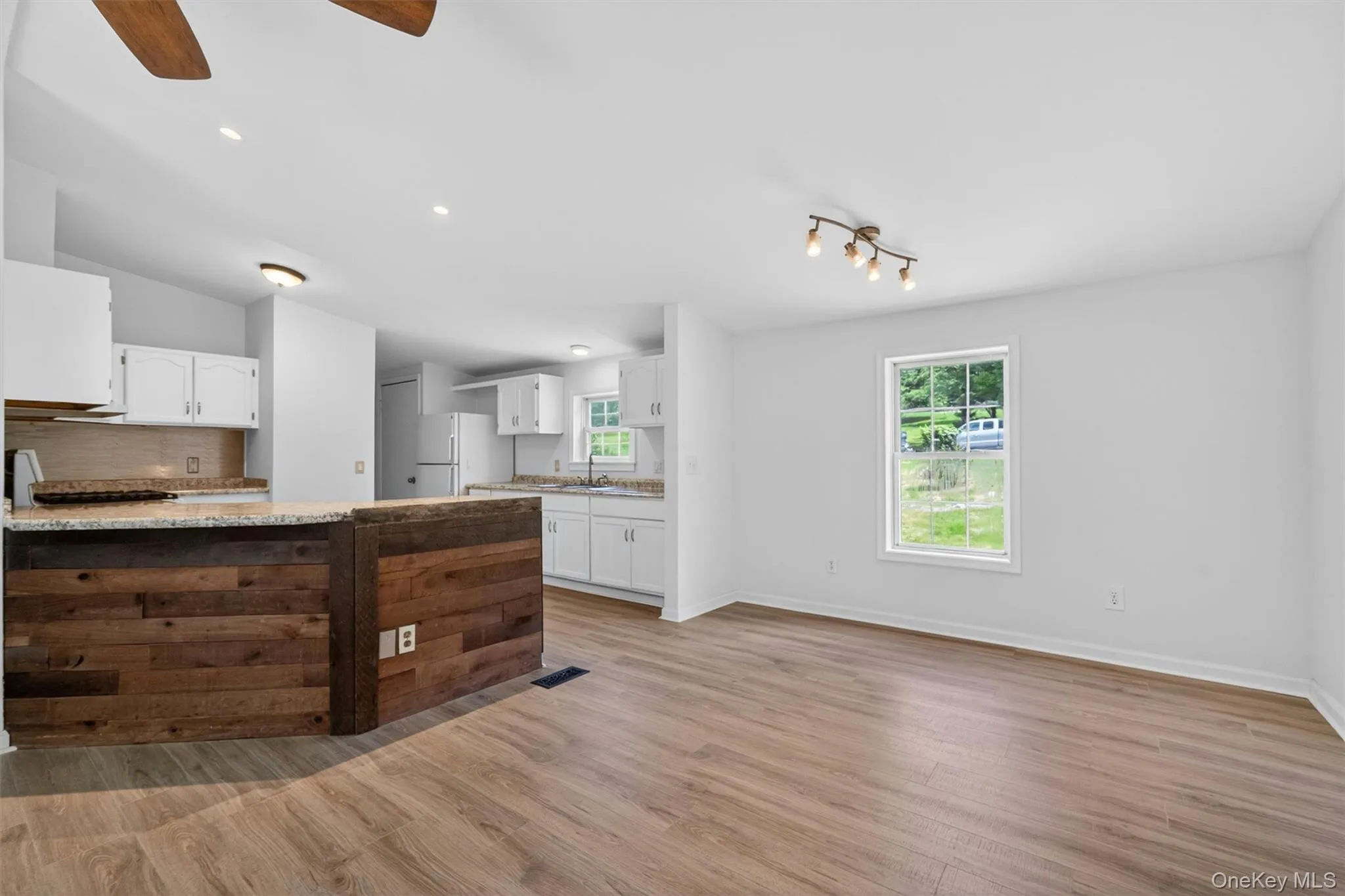 180 Bernas Road, Cochecton, NY, 3 Bedrooms Bedrooms, 6 Rooms Rooms,2 BathroomsBathrooms,Residential,For Rent,Bernas,0,1003029 180 Bernas Road, Cochecton, NY, 3 Bedrooms Bedrooms, 6 Rooms Rooms,2 BathroomsBathrooms,Residential,For Rent,Bernas,0,1003029