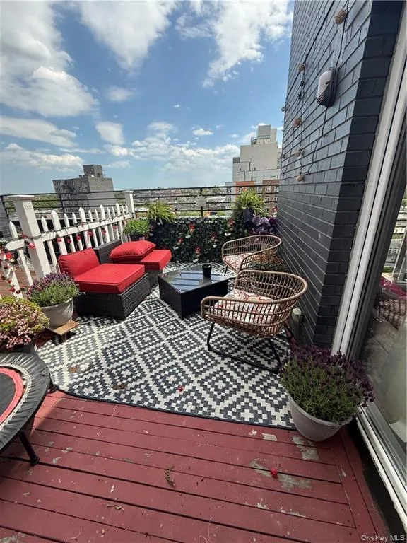 7009 45th Avenue, New York, NY, 1 Bedroom Bedrooms, 3 Rooms Rooms,1 BathroomBathrooms,Residential Sale,For Rent,45th,0,1003032 7009 45th Avenue, New York, NY, 1 Bedroom Bedrooms, 3 Rooms Rooms,1 BathroomBathrooms,Residential Sale,For Rent,45th,0,1003032