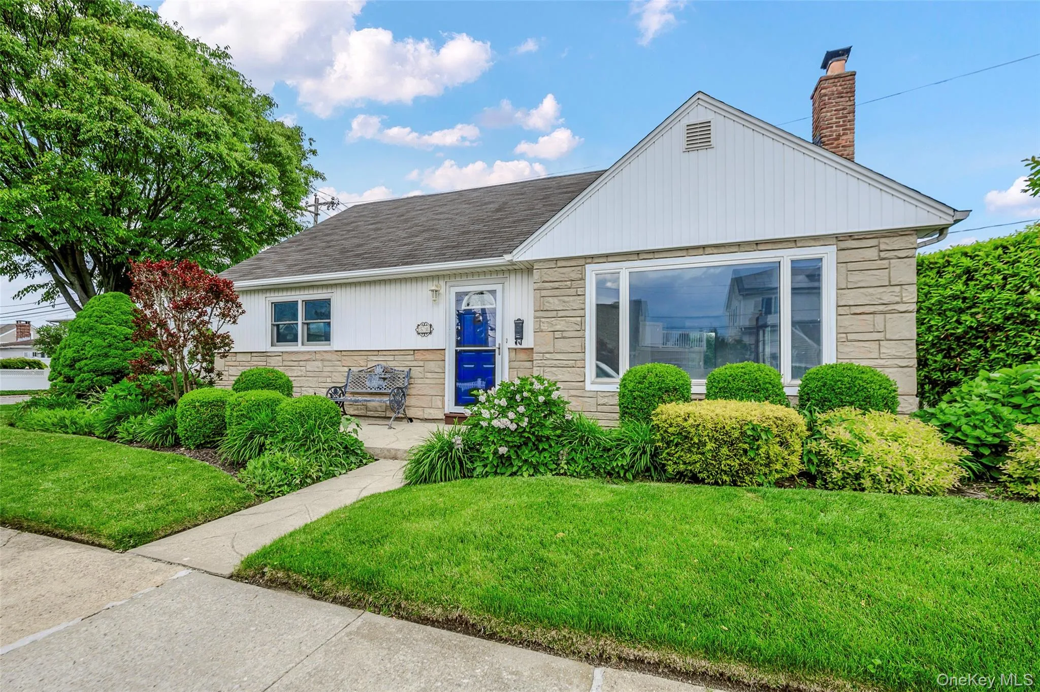 50 Armour Street, Long Beach, NY, 4 Bedrooms Bedrooms, 8 Rooms Rooms,2 BathroomsBathrooms,Residential,For Rent,Armour,0,1003034 50 Armour Street, Long Beach, NY, 4 Bedrooms Bedrooms, 8 Rooms Rooms,2 BathroomsBathrooms,Residential,For Rent,Armour,0,1003034