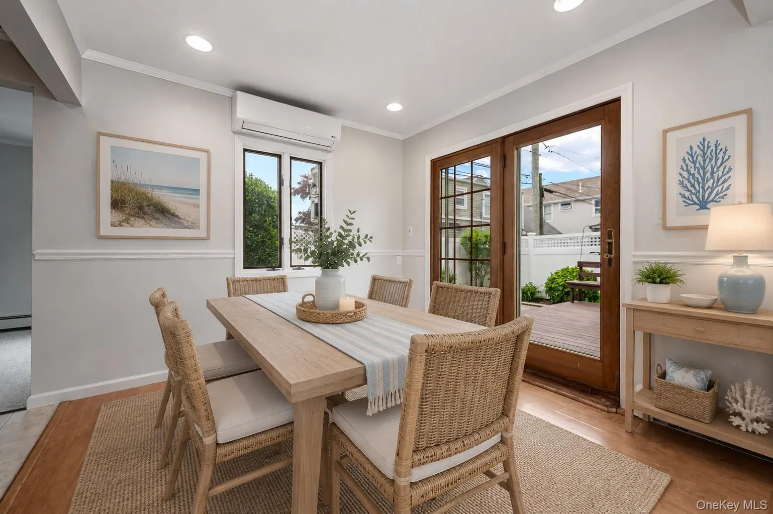 Virtually Staged Dining Area Virtually Staged Dining Area