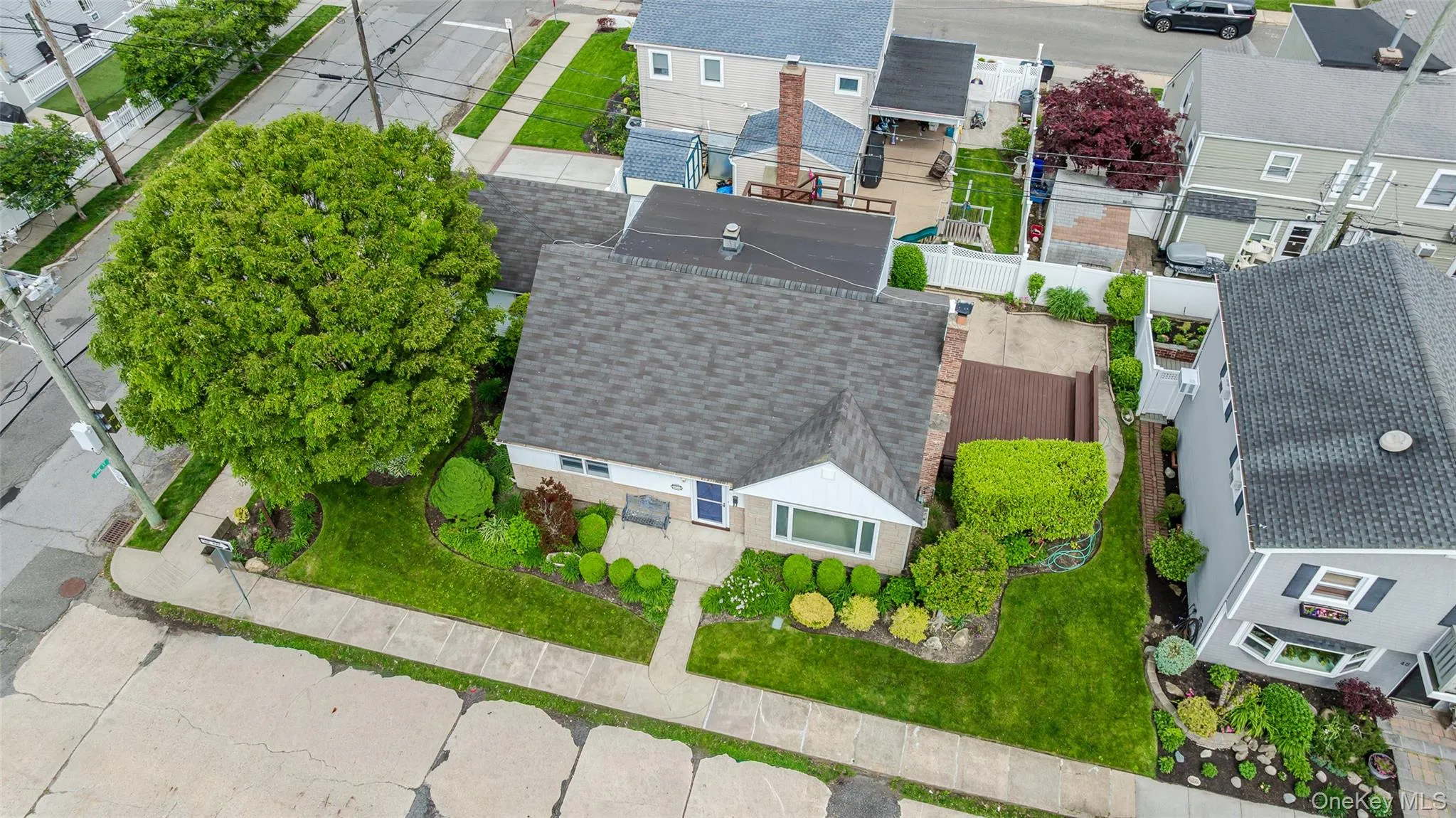 50 Armour Street, Long Beach, NY, 4 Bedrooms Bedrooms, 8 Rooms Rooms,2 BathroomsBathrooms,Residential,For Rent,Armour,0,1003034 50 Armour Street, Long Beach, NY, 4 Bedrooms Bedrooms, 8 Rooms Rooms,2 BathroomsBathrooms,Residential,For Rent,Armour,0,1003034