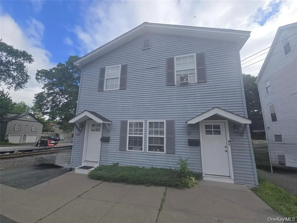 174 Clinton Street, Montgomery, NY, 1 Bedroom Bedrooms, 5 Rooms Rooms,1 BathroomBathrooms,Residential Lease,For Rent,Clinton,0,1003037 174 Clinton Street, Montgomery, NY, 1 Bedroom Bedrooms, 5 Rooms Rooms,1 BathroomBathrooms,Residential Lease,For Rent,Clinton,0,1003037
