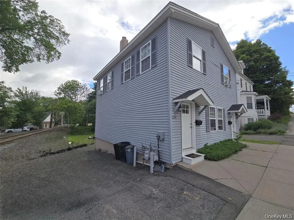 174 Clinton Street, Montgomery, NY, 1 Bedroom Bedrooms, 5 Rooms Rooms,1 BathroomBathrooms,Residential Lease,For Rent,Clinton,0,1003037 174 Clinton Street, Montgomery, NY, 1 Bedroom Bedrooms, 5 Rooms Rooms,1 BathroomBathrooms,Residential Lease,For Rent,Clinton,0,1003037