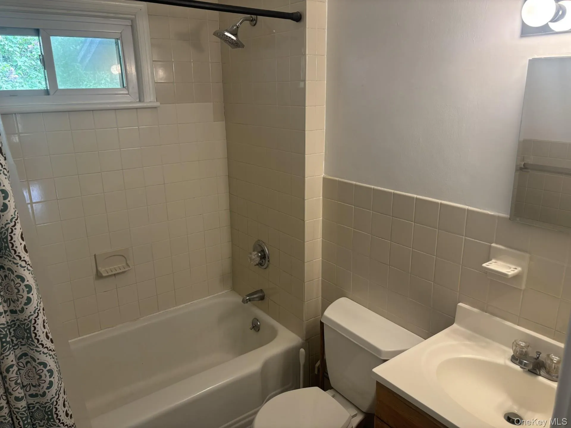 48 Ferris Place, Ossining, NY, 3 Bedrooms Bedrooms, 6 Rooms Rooms,1 BathroomBathrooms,Residential Lease,For Rent,Ferris,0,1003039 48 Ferris Place, Ossining, NY, 3 Bedrooms Bedrooms, 6 Rooms Rooms,1 BathroomBathrooms,Residential Lease,For Rent,Ferris,0,1003039