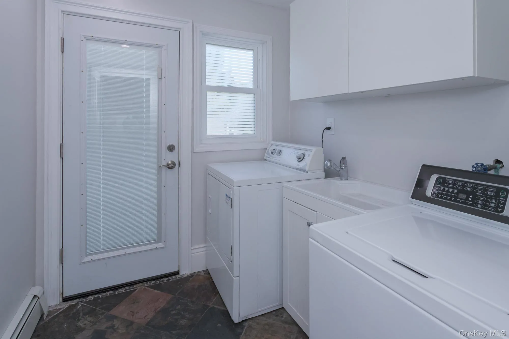 12 Midland Avenue, Woodbury, NY, 4 Bedrooms Bedrooms, 12 Rooms Rooms,2 BathroomsBathrooms,Residential,For Rent,Midland,0,1003043 12 Midland Avenue, Woodbury, NY, 4 Bedrooms Bedrooms, 12 Rooms Rooms,2 BathroomsBathrooms,Residential,For Rent,Midland,0,1003043