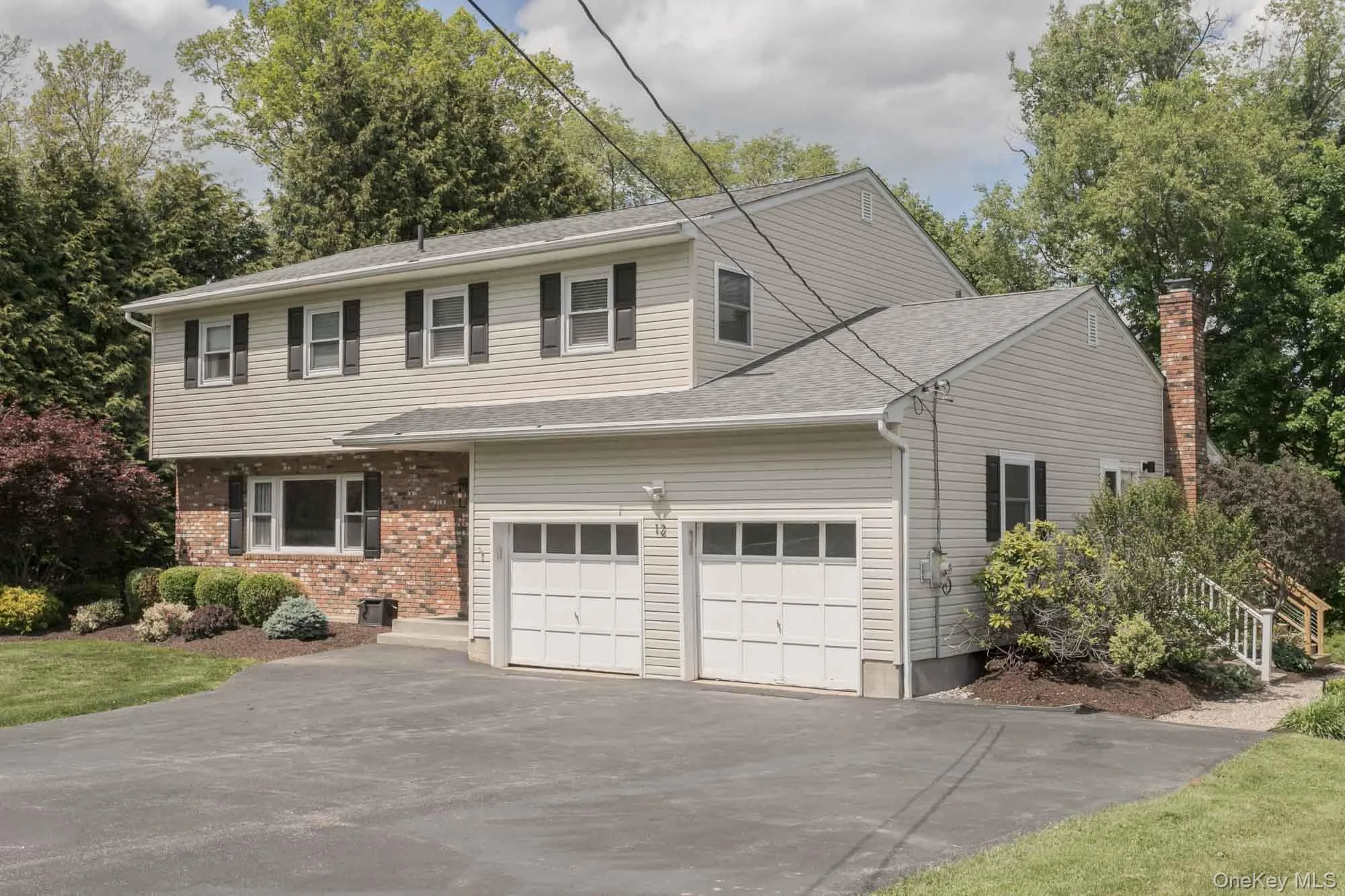 12 Midland Avenue, Woodbury, NY, 4 Bedrooms Bedrooms, 12 Rooms Rooms,2 BathroomsBathrooms,Residential,For Rent,Midland,0,1003043 12 Midland Avenue, Woodbury, NY, 4 Bedrooms Bedrooms, 12 Rooms Rooms,2 BathroomsBathrooms,Residential,For Rent,Midland,0,1003043