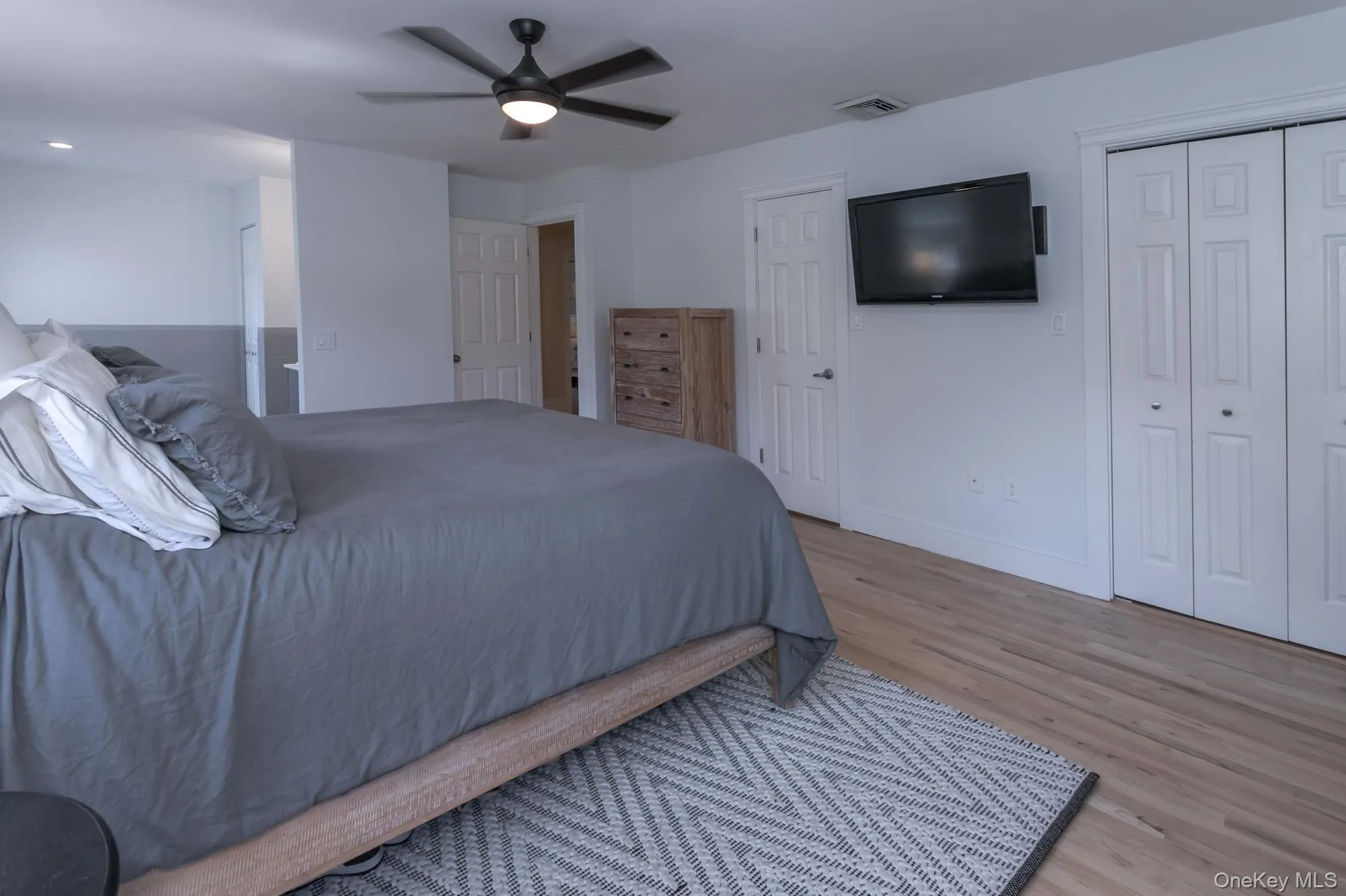 12 Midland Avenue, Woodbury, NY, 4 Bedrooms Bedrooms, 12 Rooms Rooms,2 BathroomsBathrooms,Residential,For Rent,Midland,0,1003043 12 Midland Avenue, Woodbury, NY, 4 Bedrooms Bedrooms, 12 Rooms Rooms,2 BathroomsBathrooms,Residential,For Rent,Midland,0,1003043