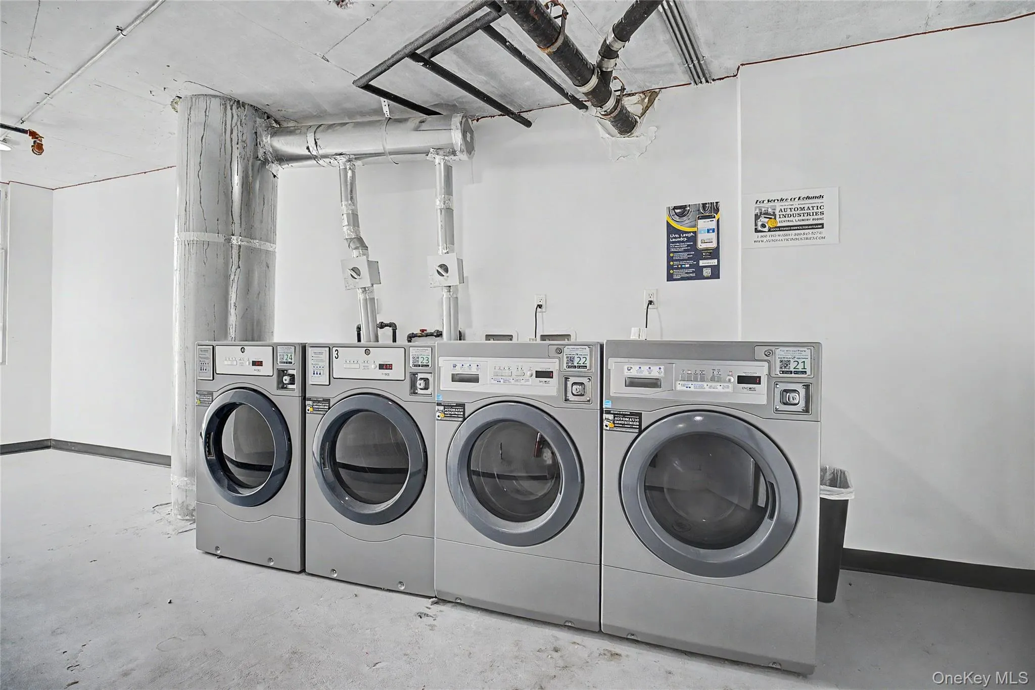 65-18 Austin Streets, New York, NY, 1 Bedroom Bedrooms, 3 Rooms Rooms,1 BathroomBathrooms,Residential,For Rent,Austin,0,1003056 65-18 Austin Streets, New York, NY, 1 Bedroom Bedrooms, 3 Rooms Rooms,1 BathroomBathrooms,Residential,For Rent,Austin,0,1003056