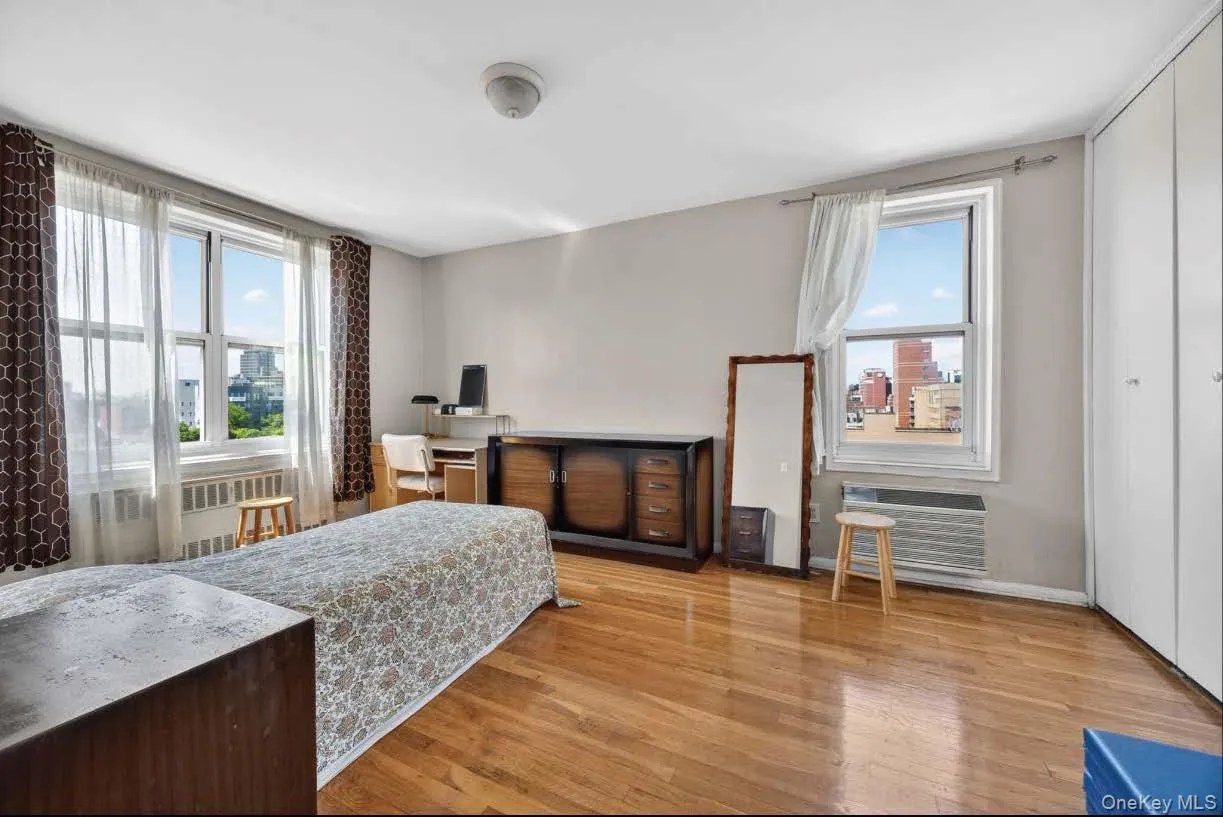 142-05 Roosevelt Avenue, New York, NY, 3 Bedrooms Bedrooms, 5 Rooms Rooms,2 BathroomsBathrooms,Residential,For Rent,Roosevelt,0,1003059 142-05 Roosevelt Avenue, New York, NY, 3 Bedrooms Bedrooms, 5 Rooms Rooms,2 BathroomsBathrooms,Residential,For Rent,Roosevelt,0,1003059