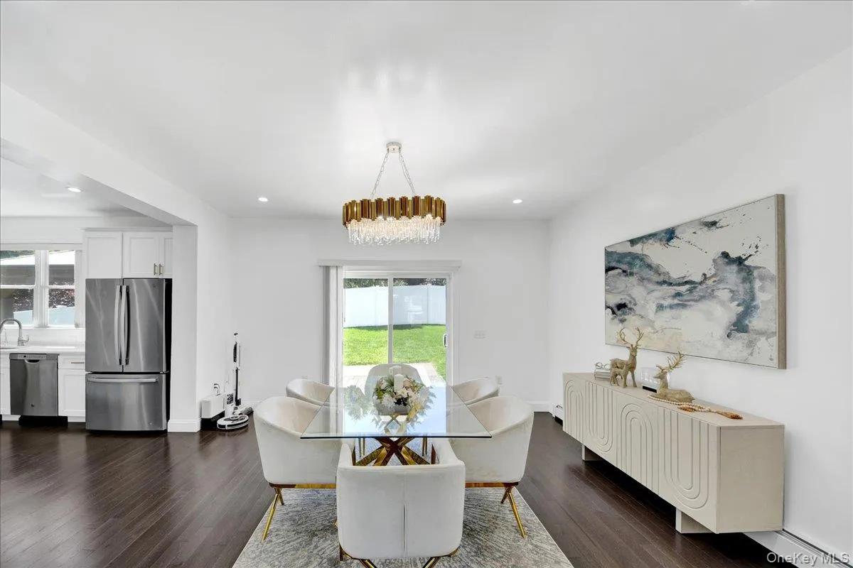 12 Drake Place, Yonkers, NY, 3 Bedrooms Bedrooms, 7 Rooms Rooms,2 BathroomsBathrooms,Residential Lease,For Rent,Drake,0,1003063 12 Drake Place, Yonkers, NY, 3 Bedrooms Bedrooms, 7 Rooms Rooms,2 BathroomsBathrooms,Residential Lease,For Rent,Drake,0,1003063