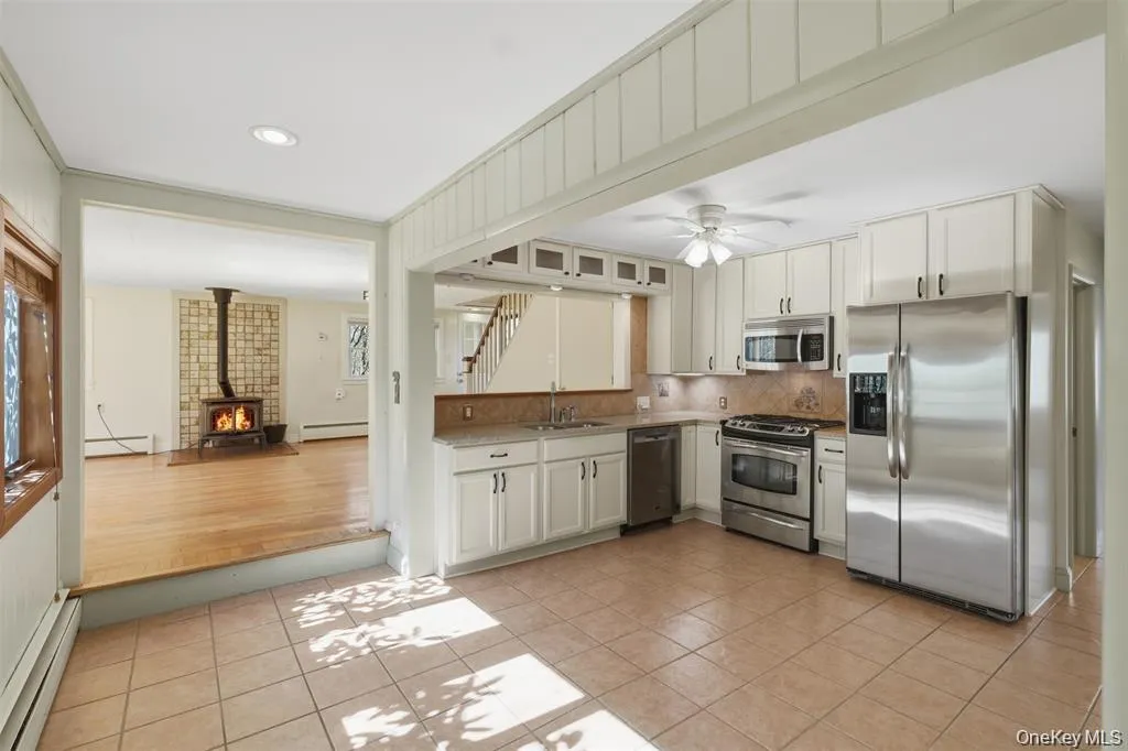 307 Old Kingston Road, New Paltz, NY, 4 Bedrooms Bedrooms, 9 Rooms Rooms,2 BathroomsBathrooms,Residential,For Rent,Old Kingston,0,1003064 307 Old Kingston Road, New Paltz, NY, 4 Bedrooms Bedrooms, 9 Rooms Rooms,2 BathroomsBathrooms,Residential,For Rent,Old Kingston,0,1003064