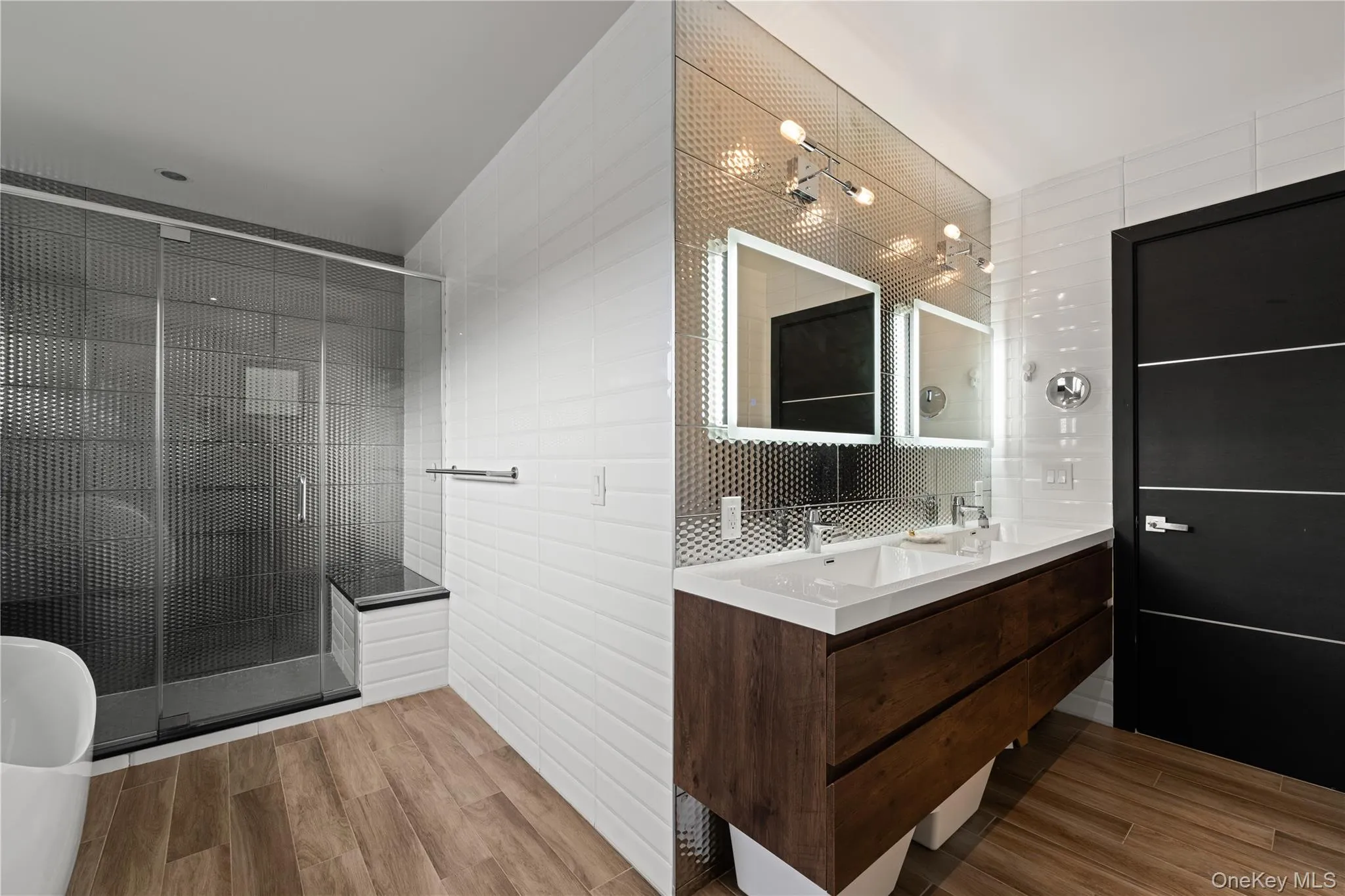 166-15 35th Avenue, New York, NY, 4 Bedrooms Bedrooms, 12 Rooms Rooms,5 BathroomsBathrooms,Residential,For Rent,35th,0,1003066 166-15 35th Avenue, New York, NY, 4 Bedrooms Bedrooms, 12 Rooms Rooms,5 BathroomsBathrooms,Residential,For Rent,35th,0,1003066