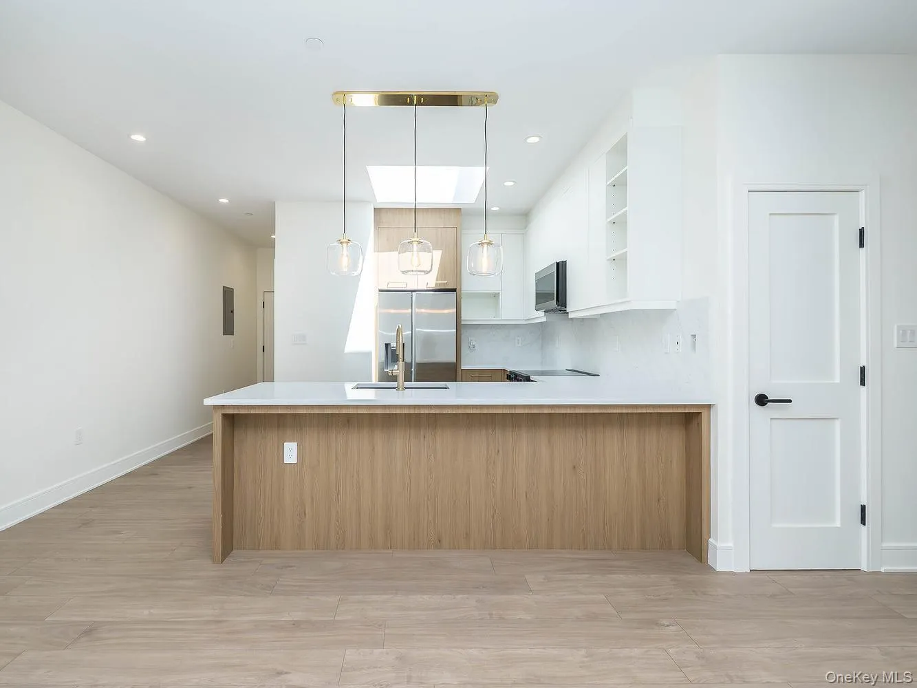 24 Lumber Road, North Hempstead, NY, 2 Bedrooms Bedrooms, 5 Rooms Rooms,2 BathroomsBathrooms,Residential Lease,For Rent,Lumber,0,1003069 24 Lumber Road, North Hempstead, NY, 2 Bedrooms Bedrooms, 5 Rooms Rooms,2 BathroomsBathrooms,Residential Lease,For Rent,Lumber,0,1003069