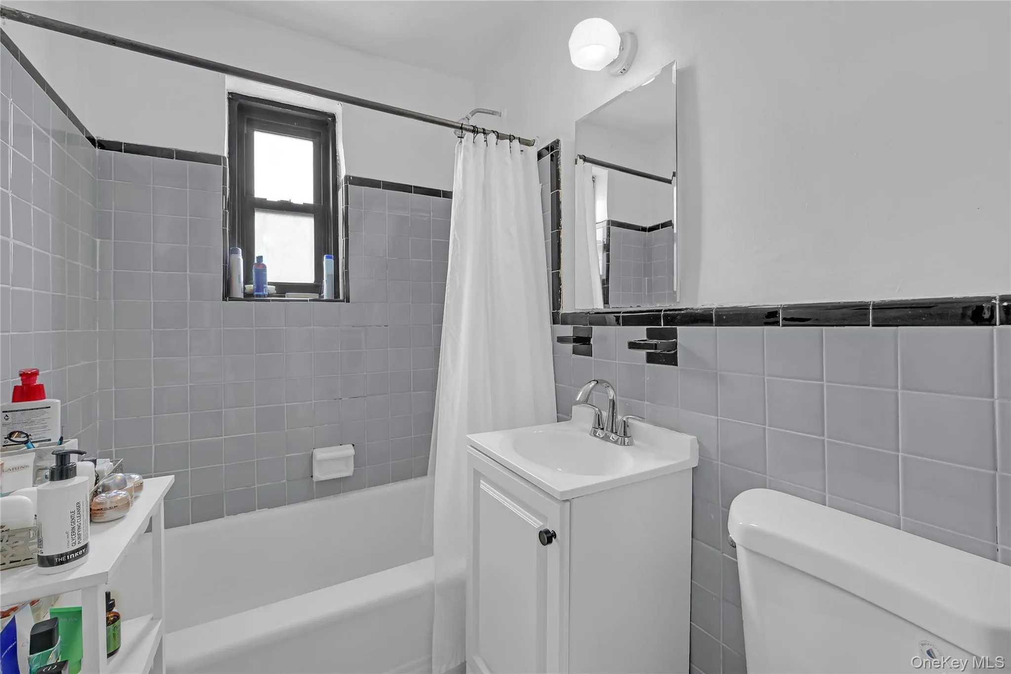 2821 Kings Highway, New York, NY, 1 Bedroom Bedrooms, 4 Rooms Rooms,1 BathroomBathrooms,Residential,For Rent,Kings,0,1003074 2821 Kings Highway, New York, NY, 1 Bedroom Bedrooms, 4 Rooms Rooms,1 BathroomBathrooms,Residential,For Rent,Kings,0,1003074