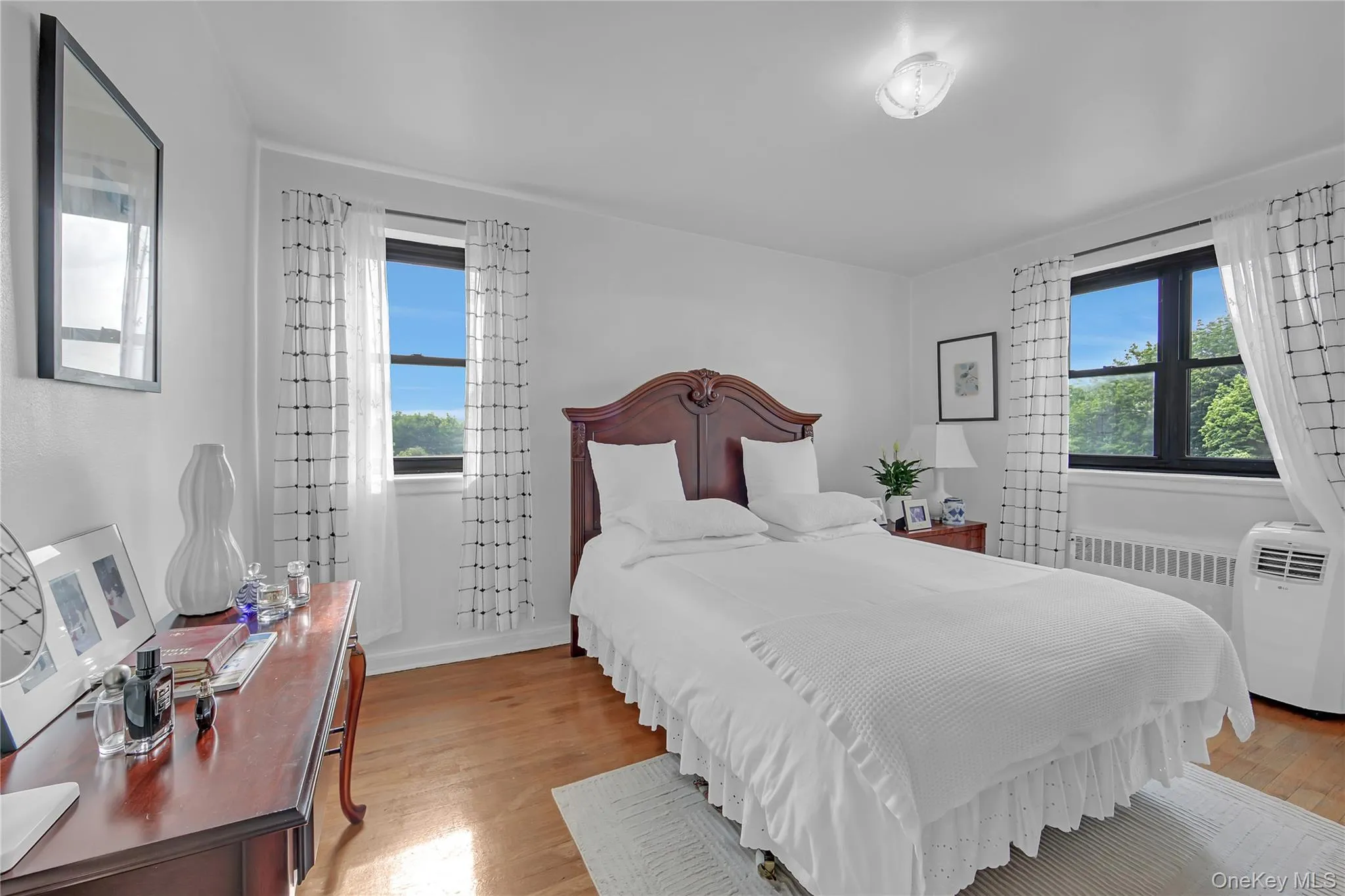 2821 Kings Highway, New York, NY, 1 Bedroom Bedrooms, 4 Rooms Rooms,1 BathroomBathrooms,Residential,For Rent,Kings,0,1003074 2821 Kings Highway, New York, NY, 1 Bedroom Bedrooms, 4 Rooms Rooms,1 BathroomBathrooms,Residential,For Rent,Kings,0,1003074