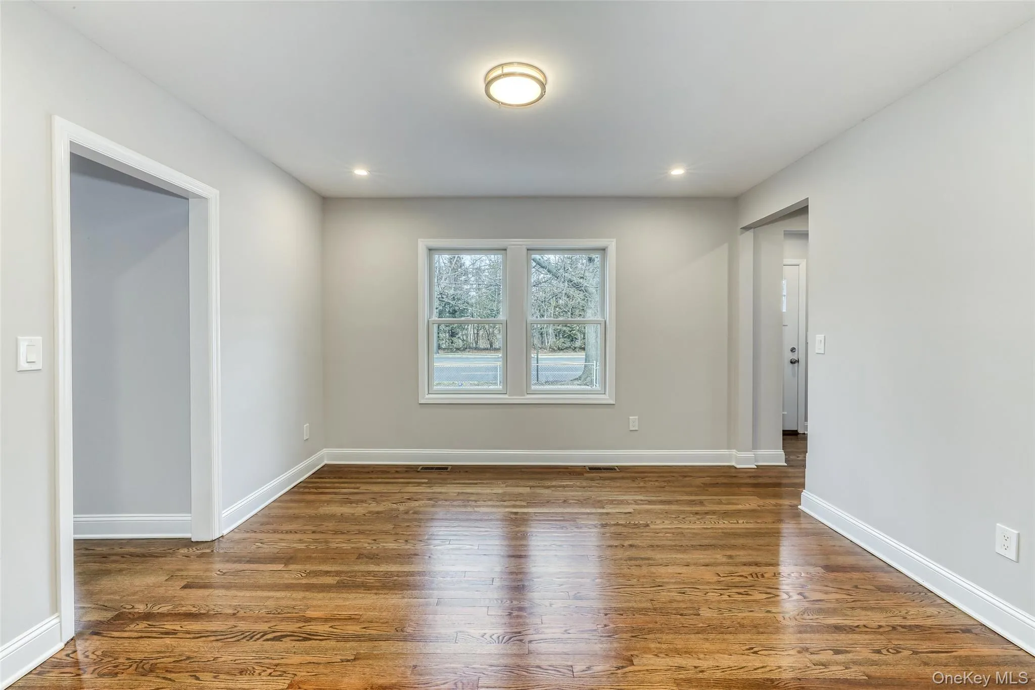 479 Woodbury Road, Oyster Bay, NY, 5 Bedrooms Bedrooms, 12 Rooms Rooms,3 BathroomsBathrooms,Residential Lease,For Rent,Woodbury,0,1003075 479 Woodbury Road, Oyster Bay, NY, 5 Bedrooms Bedrooms, 12 Rooms Rooms,3 BathroomsBathrooms,Residential Lease,For Rent,Woodbury,0,1003075