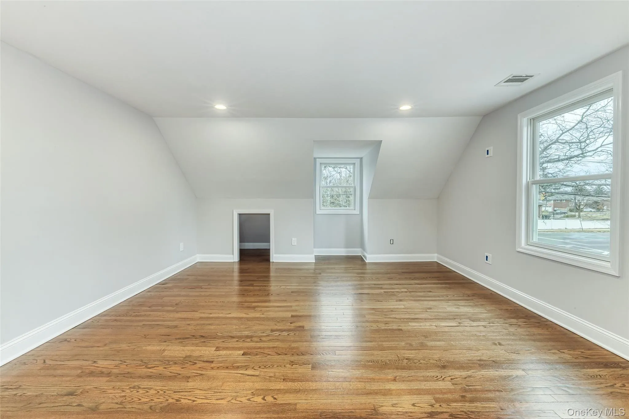 479 Woodbury Road, Oyster Bay, NY, 5 Bedrooms Bedrooms, 12 Rooms Rooms,3 BathroomsBathrooms,Residential Lease,For Rent,Woodbury,0,1003075 479 Woodbury Road, Oyster Bay, NY, 5 Bedrooms Bedrooms, 12 Rooms Rooms,3 BathroomsBathrooms,Residential Lease,For Rent,Woodbury,0,1003075