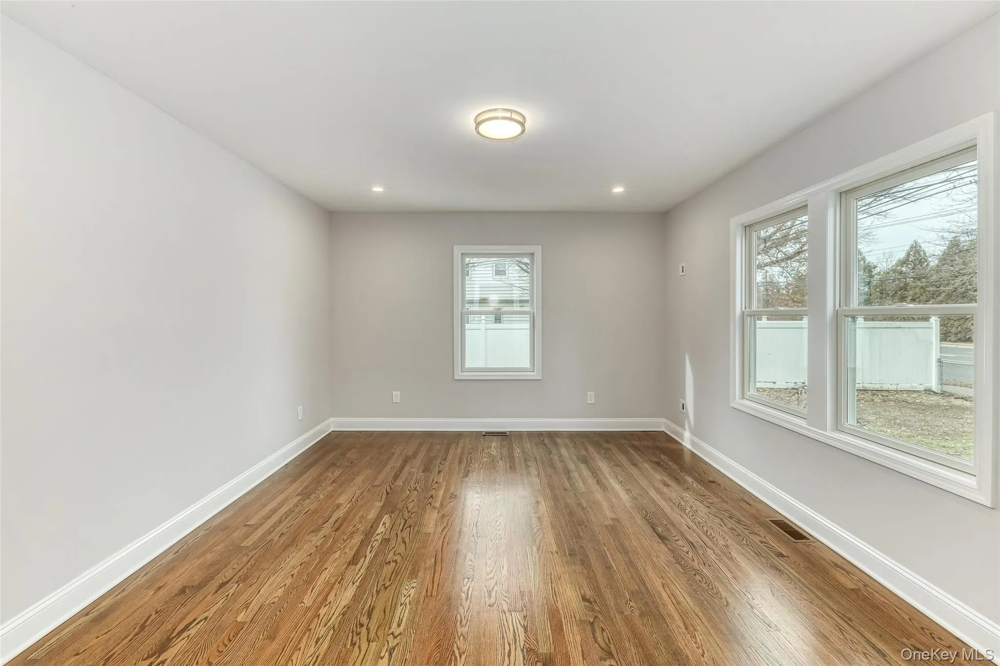 479 Woodbury Road, Oyster Bay, NY, 5 Bedrooms Bedrooms, 12 Rooms Rooms,3 BathroomsBathrooms,Residential Lease,For Rent,Woodbury,0,1003075 479 Woodbury Road, Oyster Bay, NY, 5 Bedrooms Bedrooms, 12 Rooms Rooms,3 BathroomsBathrooms,Residential Lease,For Rent,Woodbury,0,1003075
