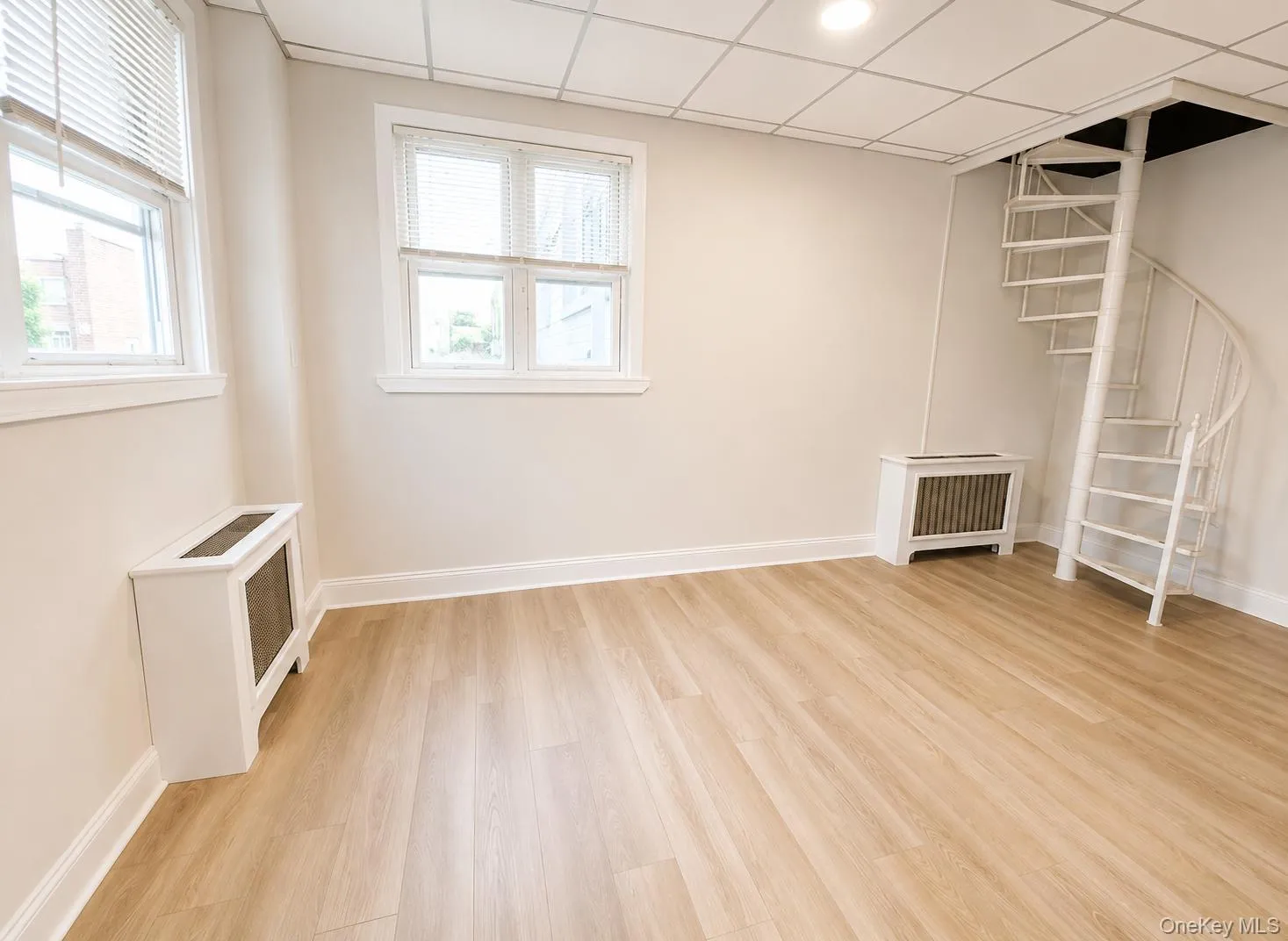 5908 58th Road, New York, NY, 1 Bedroom Bedrooms, 2 Rooms Rooms,1 BathroomBathrooms,Residential Lease,For Rent,58th,0,1003078 5908 58th Road, New York, NY, 1 Bedroom Bedrooms, 2 Rooms Rooms,1 BathroomBathrooms,Residential Lease,For Rent,58th,0,1003078
