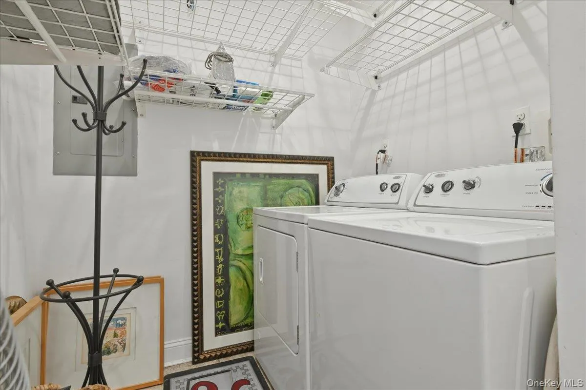 18 Clark Street, Long Beach, NY, 2 Bedrooms Bedrooms, 6 Rooms Rooms,1 BathroomBathrooms,Residential,For Rent,Clark,0,1003080 18 Clark Street, Long Beach, NY, 2 Bedrooms Bedrooms, 6 Rooms Rooms,1 BathroomBathrooms,Residential,For Rent,Clark,0,1003080
