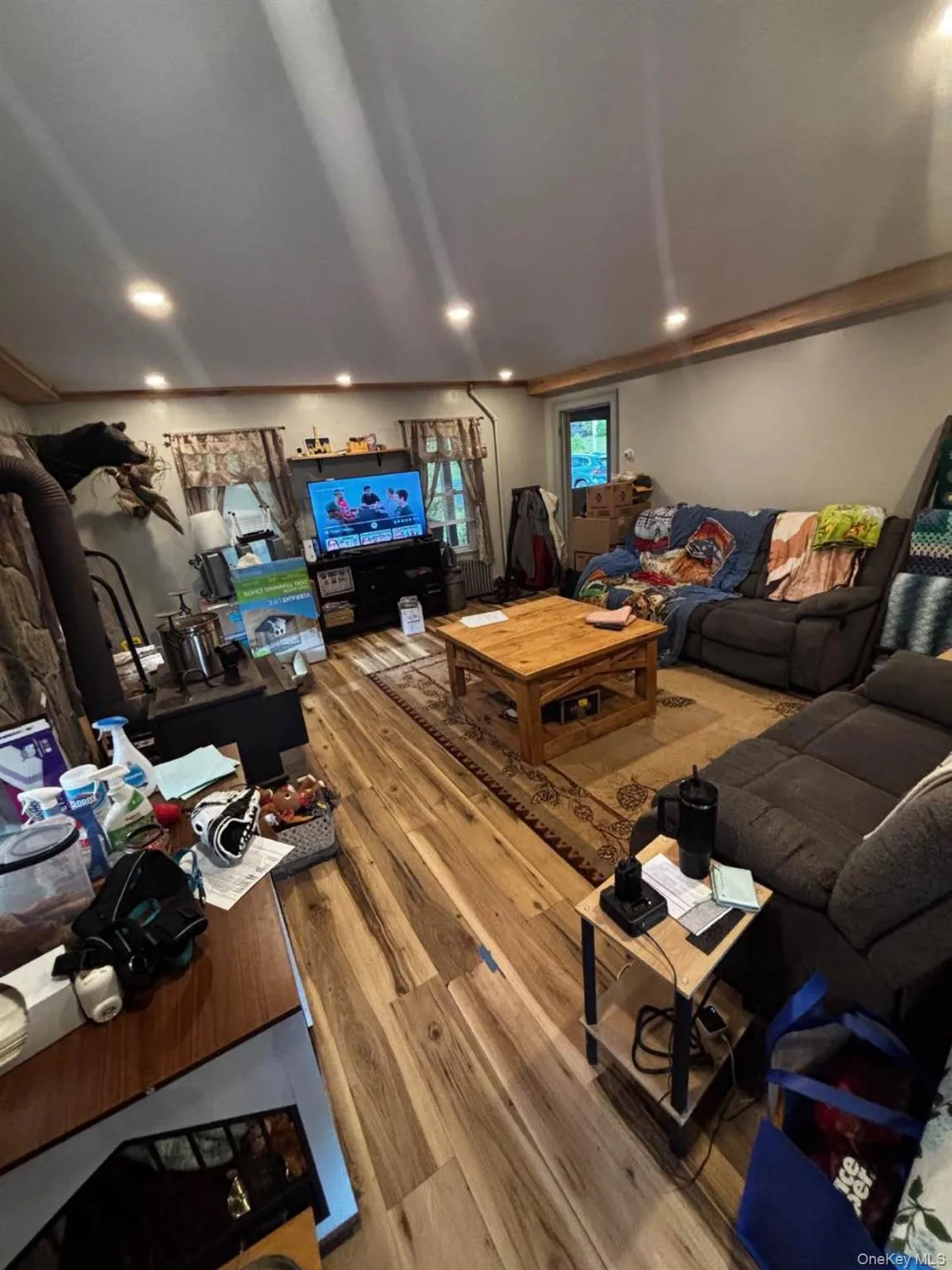 398 Lake Drive, Hunter, NY, 5 Bedrooms Bedrooms, 8 Rooms Rooms,3 BathroomsBathrooms,Residential,For Rent,Lake,0,1003084 398 Lake Drive, Hunter, NY, 5 Bedrooms Bedrooms, 8 Rooms Rooms,3 BathroomsBathrooms,Residential,For Rent,Lake,0,1003084