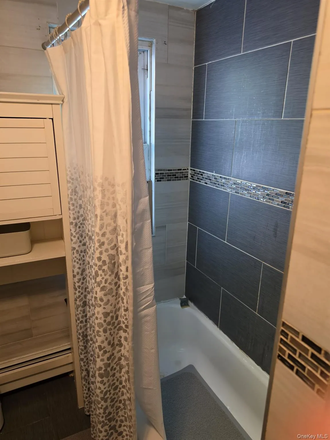 118-12 189th, New York, NY, 3 Bedrooms Bedrooms, 6 Rooms Rooms,1 BathroomBathrooms,Residential Lease,For Rent,189th,0,1003091 118-12 189th, New York, NY, 3 Bedrooms Bedrooms, 6 Rooms Rooms,1 BathroomBathrooms,Residential Lease,For Rent,189th,0,1003091