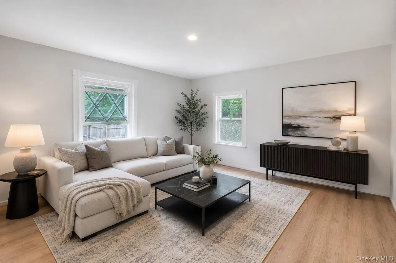 2506 Pond Road, Islip, NY, 4 Bedrooms Bedrooms, 8 Rooms Rooms,2 BathroomsBathrooms,Residential,For Rent,Pond,0,1003095 2506 Pond Road, Islip, NY, 4 Bedrooms Bedrooms, 8 Rooms Rooms,2 BathroomsBathrooms,Residential,For Rent,Pond,0,1003095