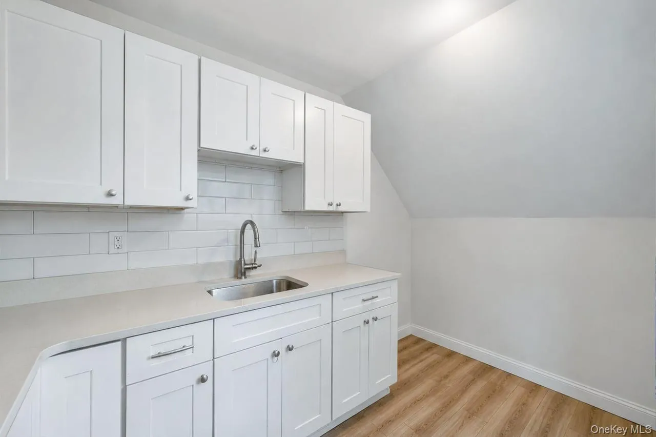 2506 Pond Road, Islip, NY, 4 Bedrooms Bedrooms, 8 Rooms Rooms,2 BathroomsBathrooms,Residential,For Rent,Pond,0,1003095 2506 Pond Road, Islip, NY, 4 Bedrooms Bedrooms, 8 Rooms Rooms,2 BathroomsBathrooms,Residential,For Rent,Pond,0,1003095