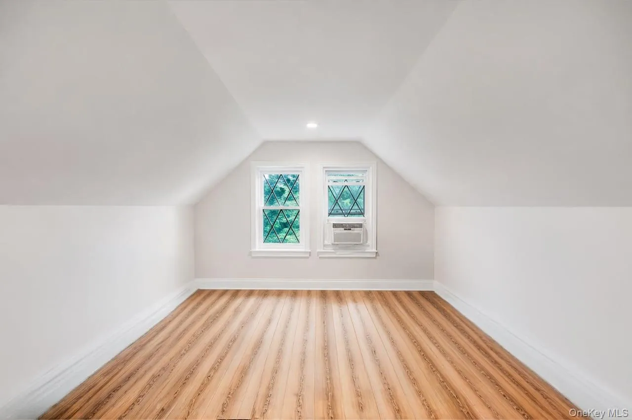 2506 Pond Road, Islip, NY, 4 Bedrooms Bedrooms, 8 Rooms Rooms,2 BathroomsBathrooms,Residential,For Rent,Pond,0,1003095 2506 Pond Road, Islip, NY, 4 Bedrooms Bedrooms, 8 Rooms Rooms,2 BathroomsBathrooms,Residential,For Rent,Pond,0,1003095