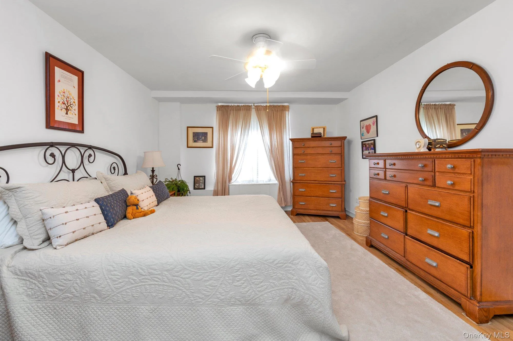 18-35 Corporal Kennedy Street, New York, NY, 2 Bedrooms Bedrooms, 4 Rooms Rooms,2 BathroomsBathrooms,Residential,For Rent,Corporal Kennedy,0,1003115 18-35 Corporal Kennedy Street, New York, NY, 2 Bedrooms Bedrooms, 4 Rooms Rooms,2 BathroomsBathrooms,Residential,For Rent,Corporal Kennedy,0,1003115