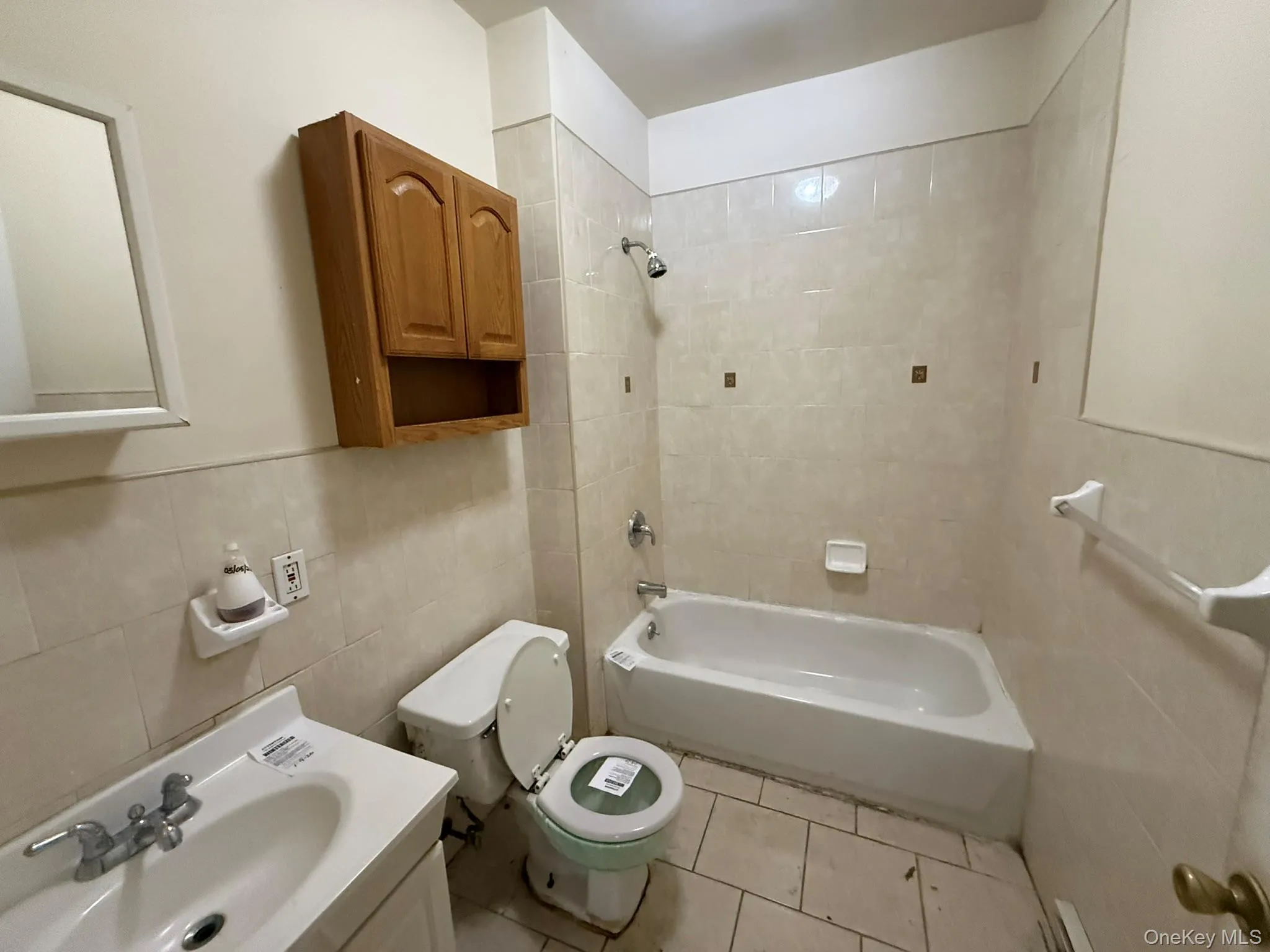 740 218th Street, New York, NY, 3 Bedrooms Bedrooms, 7 Rooms Rooms,2 BathroomsBathrooms,Residential,For Rent,218th,0,1003119 740 218th Street, New York, NY, 3 Bedrooms Bedrooms, 7 Rooms Rooms,2 BathroomsBathrooms,Residential,For Rent,218th,0,1003119