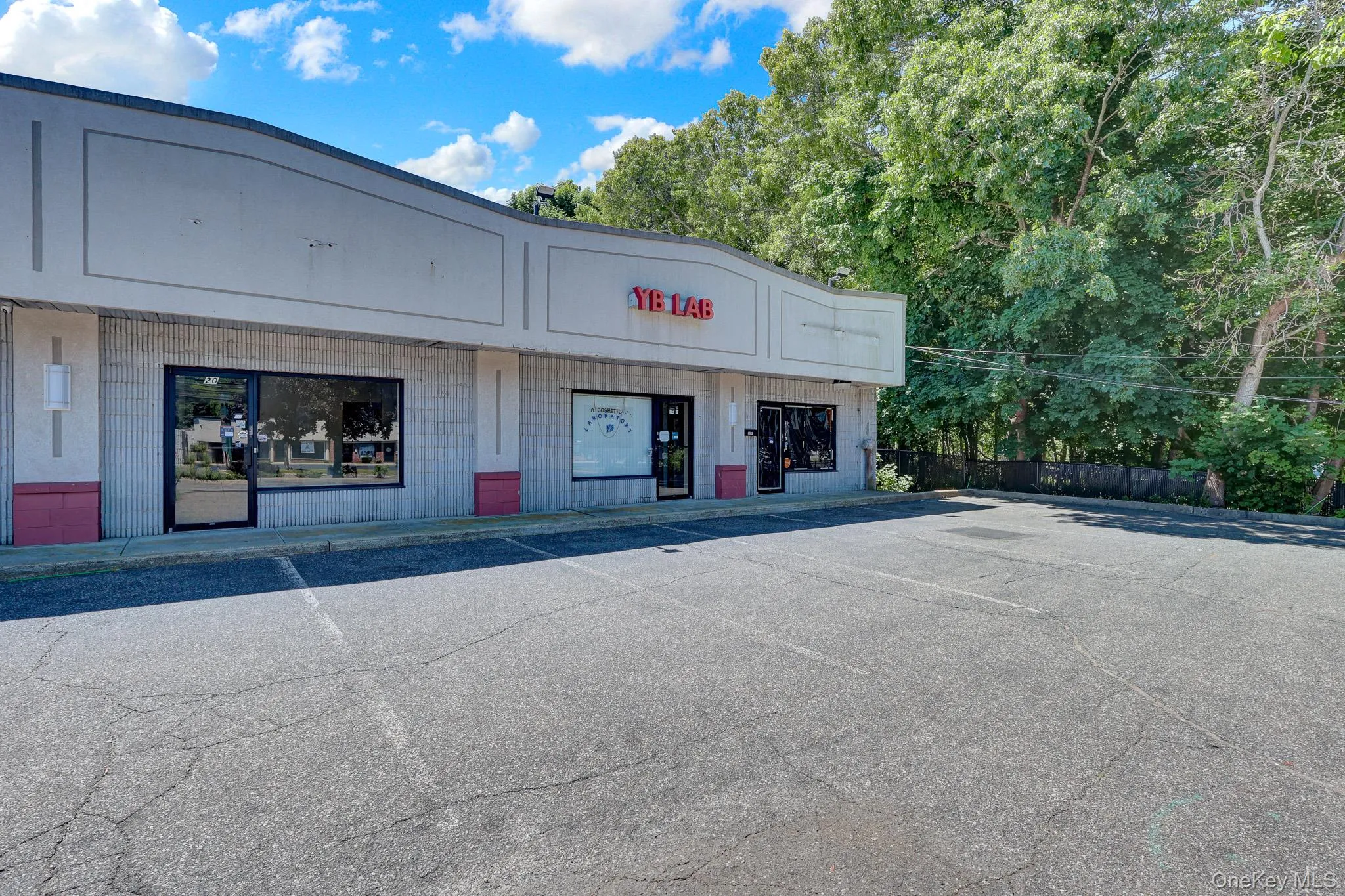 20 Middle Country Road, Brookhaven, NY, ,Commercial Lease,For Rent,Middle Country,0,1003120 20 Middle Country Road, Brookhaven, NY, ,Commercial Lease,For Rent,Middle Country,0,1003120