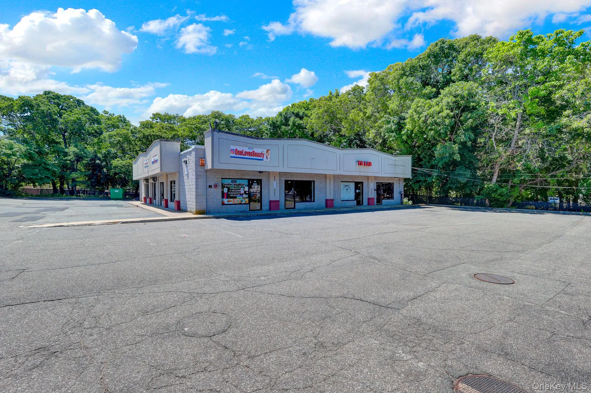 20 Middle Country Road, Brookhaven, NY, ,Commercial Lease,For Rent,Middle Country,0,1003126 20 Middle Country Road, Brookhaven, NY, ,Commercial Lease,For Rent,Middle Country,0,1003126