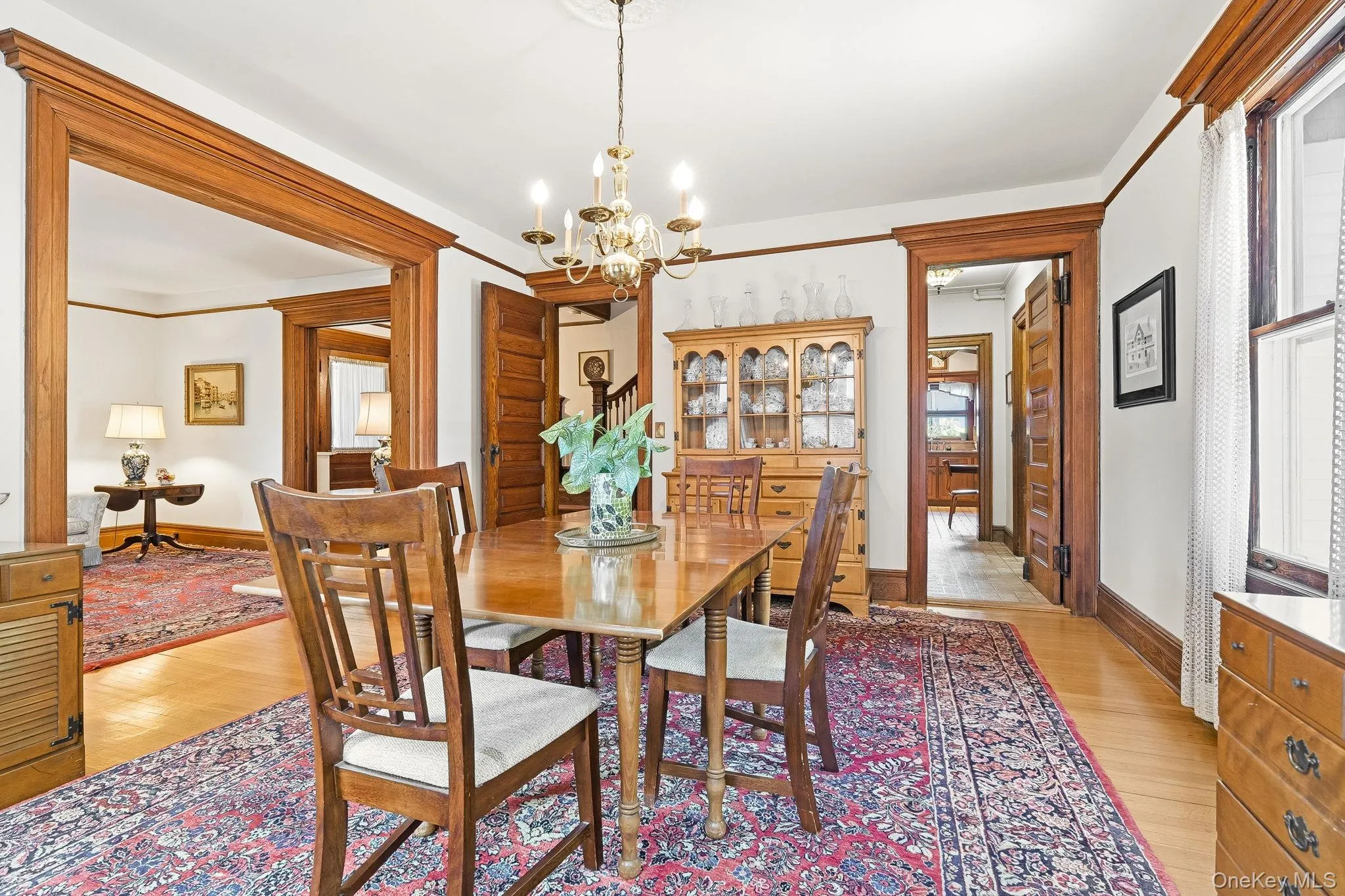 A grand dining room where architectural beauty takes center stage. A grand dining room where architectural beauty takes center stage.