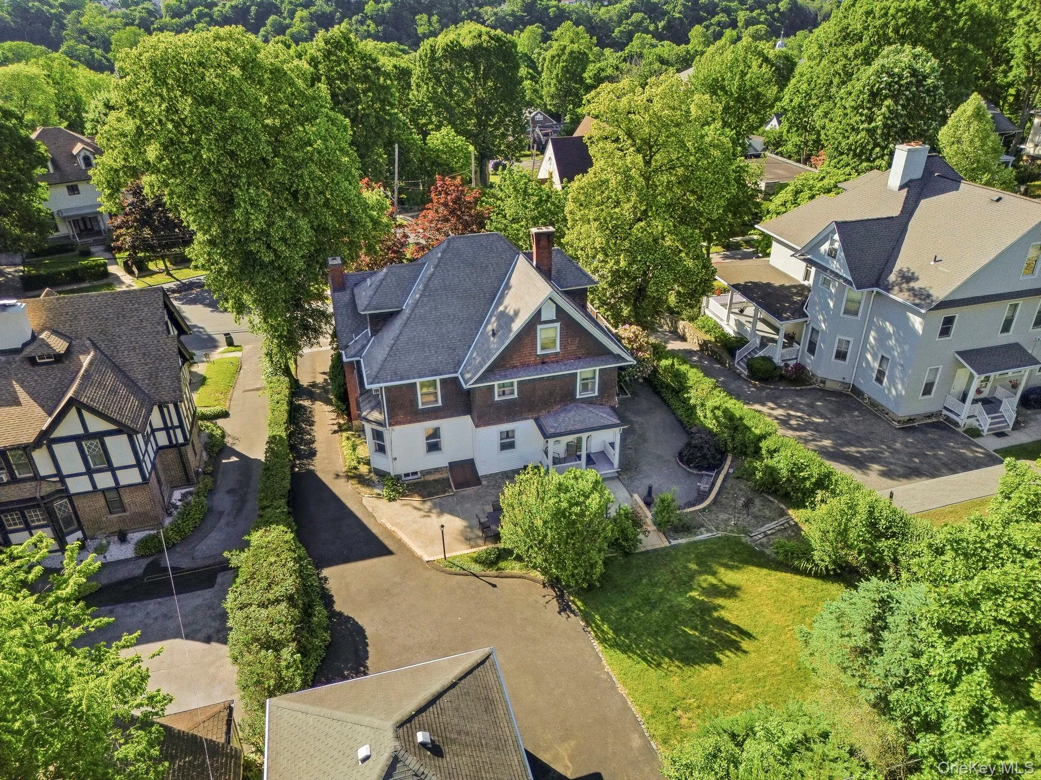 13 Ridgeview Avenue, White Plains, NY, 5 Bedrooms Bedrooms, 12 Rooms Rooms,3 BathroomsBathrooms,Residential,For Rent,Ridgeview,0,1003127 13 Ridgeview Avenue, White Plains, NY, 5 Bedrooms Bedrooms, 12 Rooms Rooms,3 BathroomsBathrooms,Residential,For Rent,Ridgeview,0,1003127