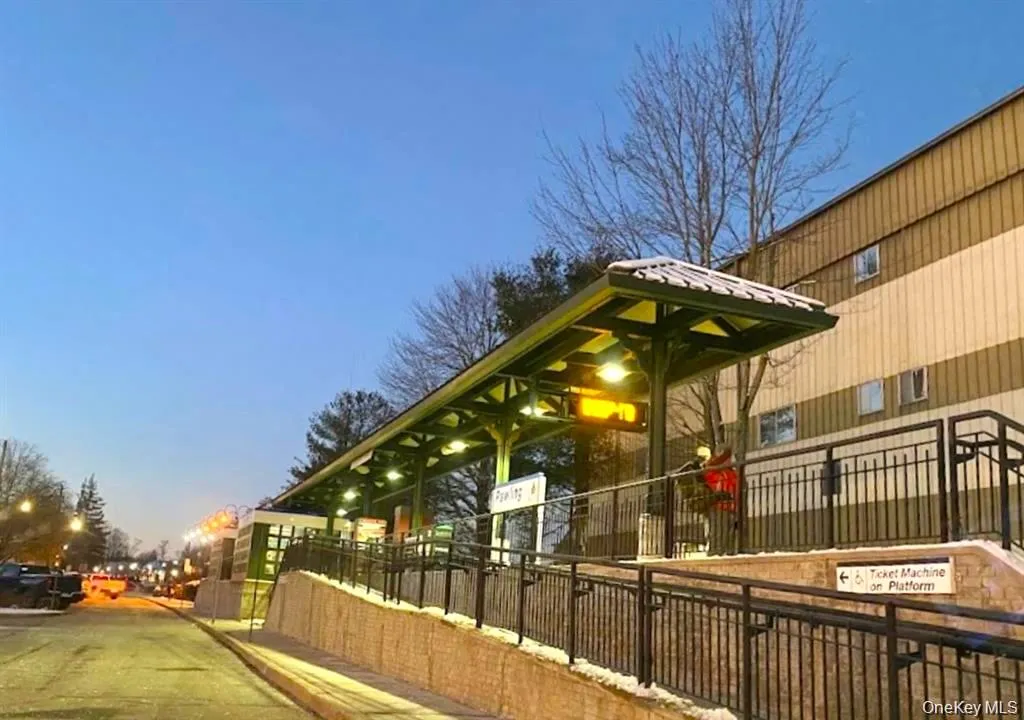 12 Evergreen Way, Pawling, NY, 2 Bedrooms Bedrooms, 4 Rooms Rooms,2 BathroomsBathrooms,Residential Lease,For Rent,Evergreen,0,1003128 12 Evergreen Way, Pawling, NY, 2 Bedrooms Bedrooms, 4 Rooms Rooms,2 BathroomsBathrooms,Residential Lease,For Rent,Evergreen,0,1003128