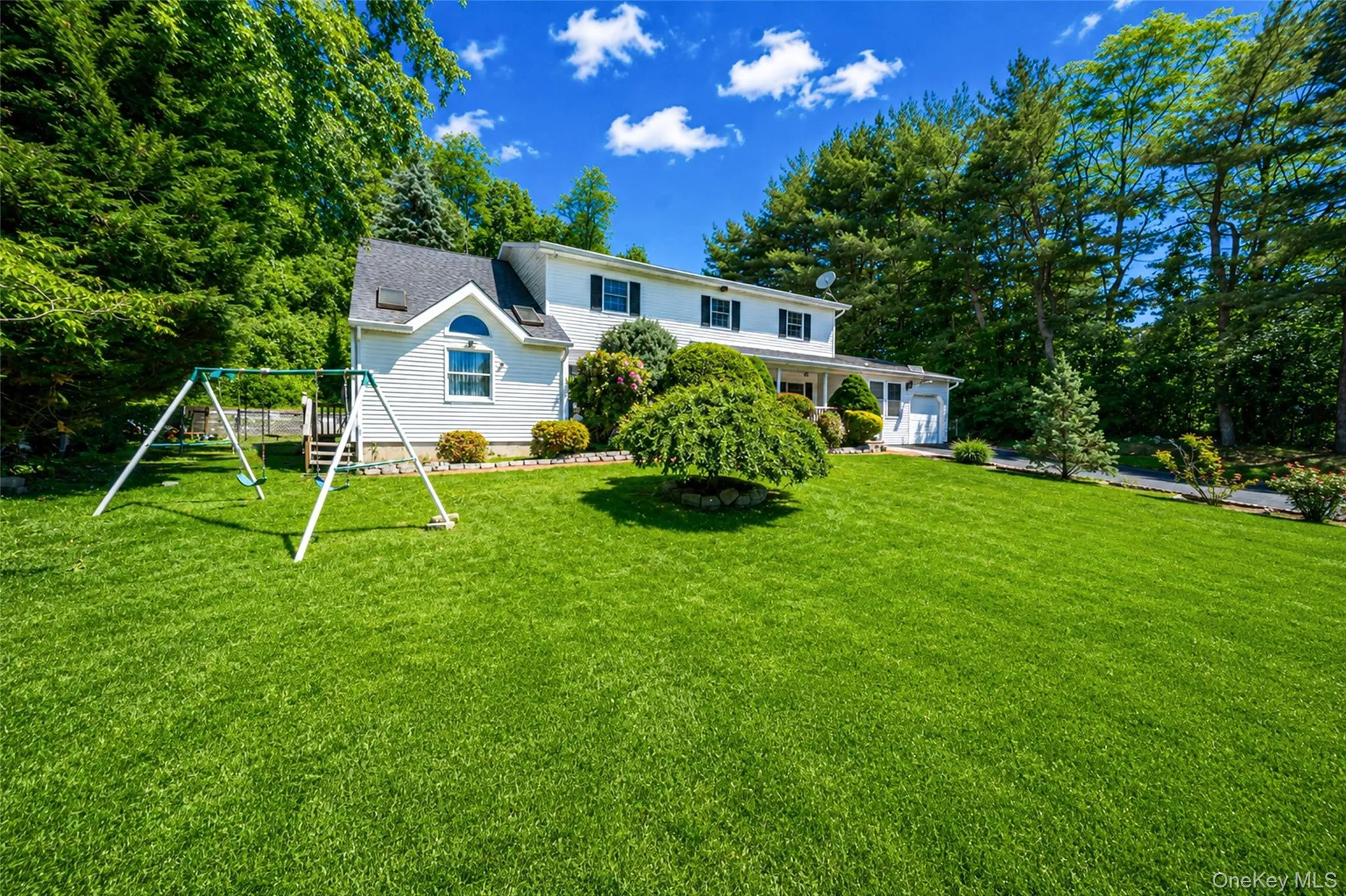 7 New Jersey Court, Huntington, NY, 6 Bedrooms Bedrooms, 11 Rooms Rooms,4 BathroomsBathrooms,Residential,For Rent,New Jersey,0,1003129 7 New Jersey Court, Huntington, NY, 6 Bedrooms Bedrooms, 11 Rooms Rooms,4 BathroomsBathrooms,Residential,For Rent,New Jersey,0,1003129