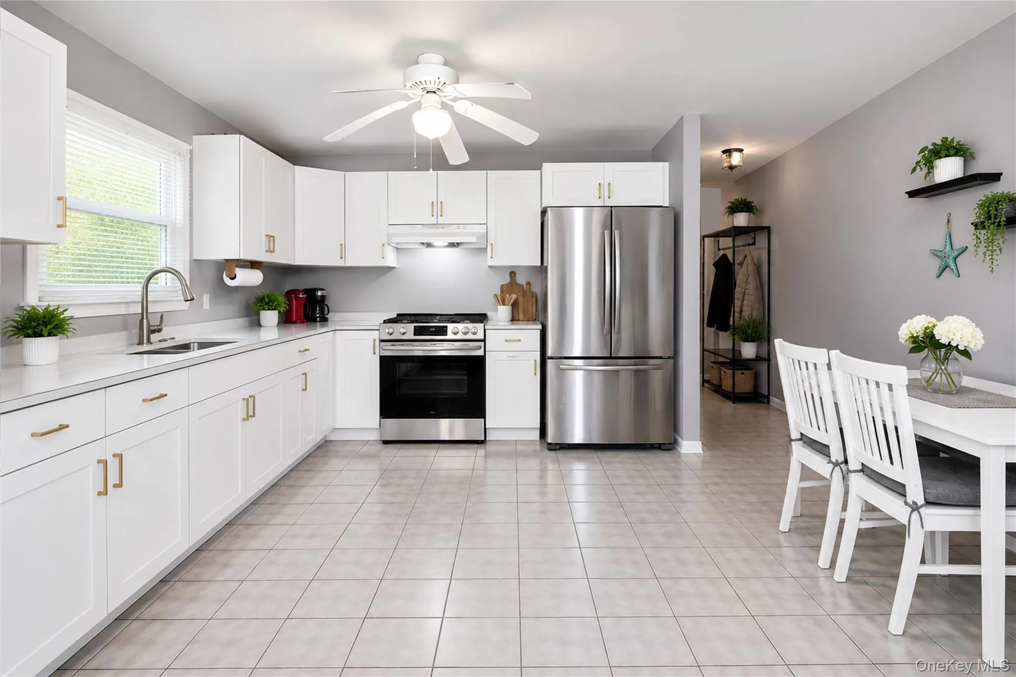 7 New Jersey Court, Huntington, NY, 6 Bedrooms Bedrooms, 11 Rooms Rooms,4 BathroomsBathrooms,Residential,For Rent,New Jersey,0,1003129 7 New Jersey Court, Huntington, NY, 6 Bedrooms Bedrooms, 11 Rooms Rooms,4 BathroomsBathrooms,Residential,For Rent,New Jersey,0,1003129