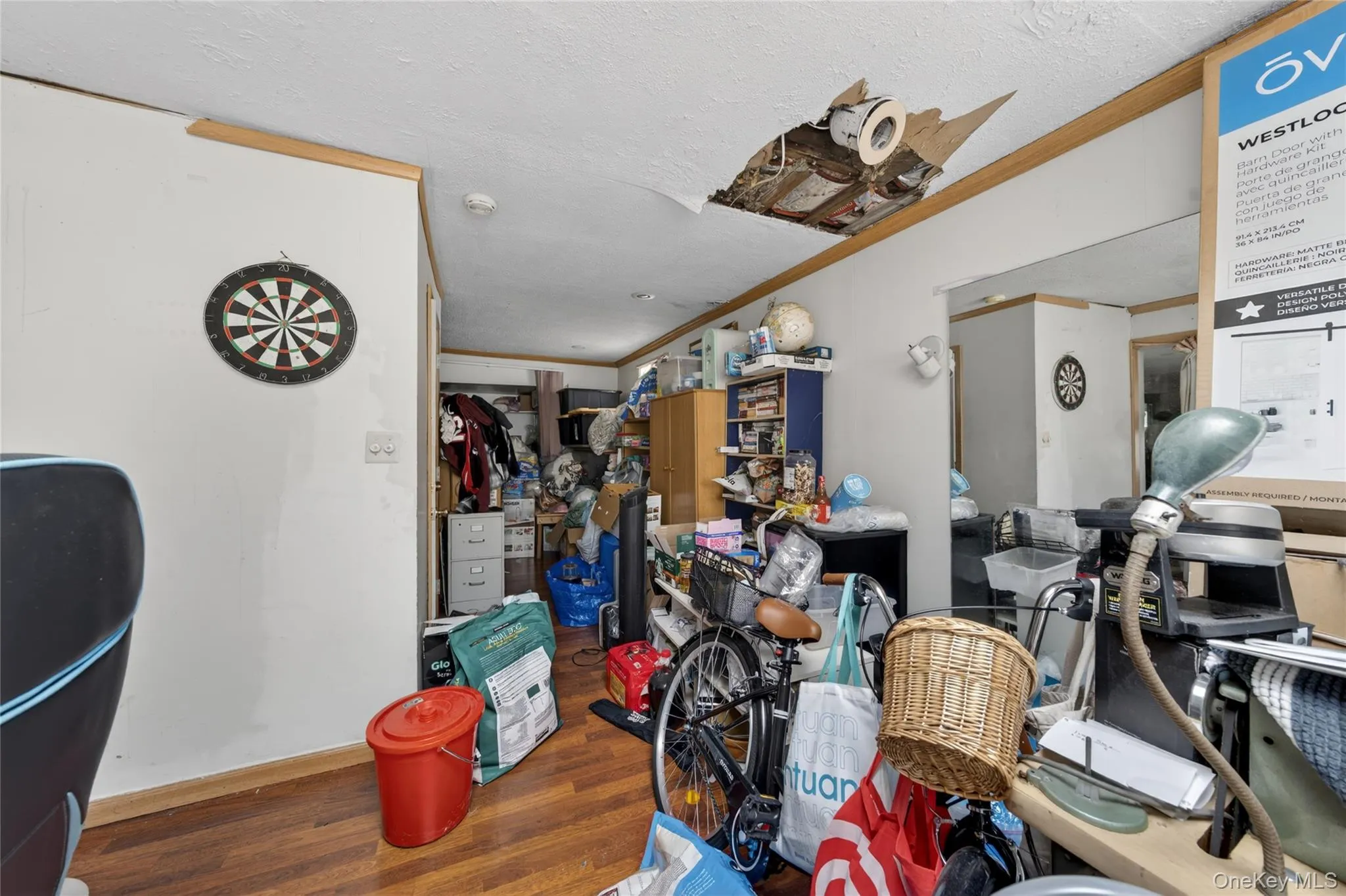 2 Dawn Lane, Oyster Bay, NY, 5 Bedrooms Bedrooms, 6 Rooms Rooms,2 BathroomsBathrooms,Residential,For Rent,Dawn,0,1003135 2 Dawn Lane, Oyster Bay, NY, 5 Bedrooms Bedrooms, 6 Rooms Rooms,2 BathroomsBathrooms,Residential,For Rent,Dawn,0,1003135