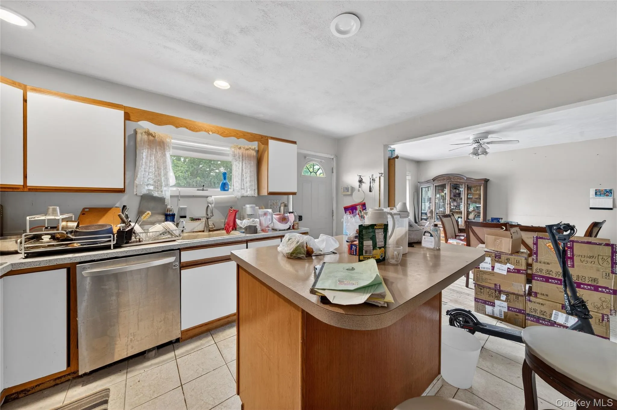 2 Dawn Lane, Oyster Bay, NY, 5 Bedrooms Bedrooms, 6 Rooms Rooms,2 BathroomsBathrooms,Residential,For Rent,Dawn,0,1003135 2 Dawn Lane, Oyster Bay, NY, 5 Bedrooms Bedrooms, 6 Rooms Rooms,2 BathroomsBathrooms,Residential,For Rent,Dawn,0,1003135