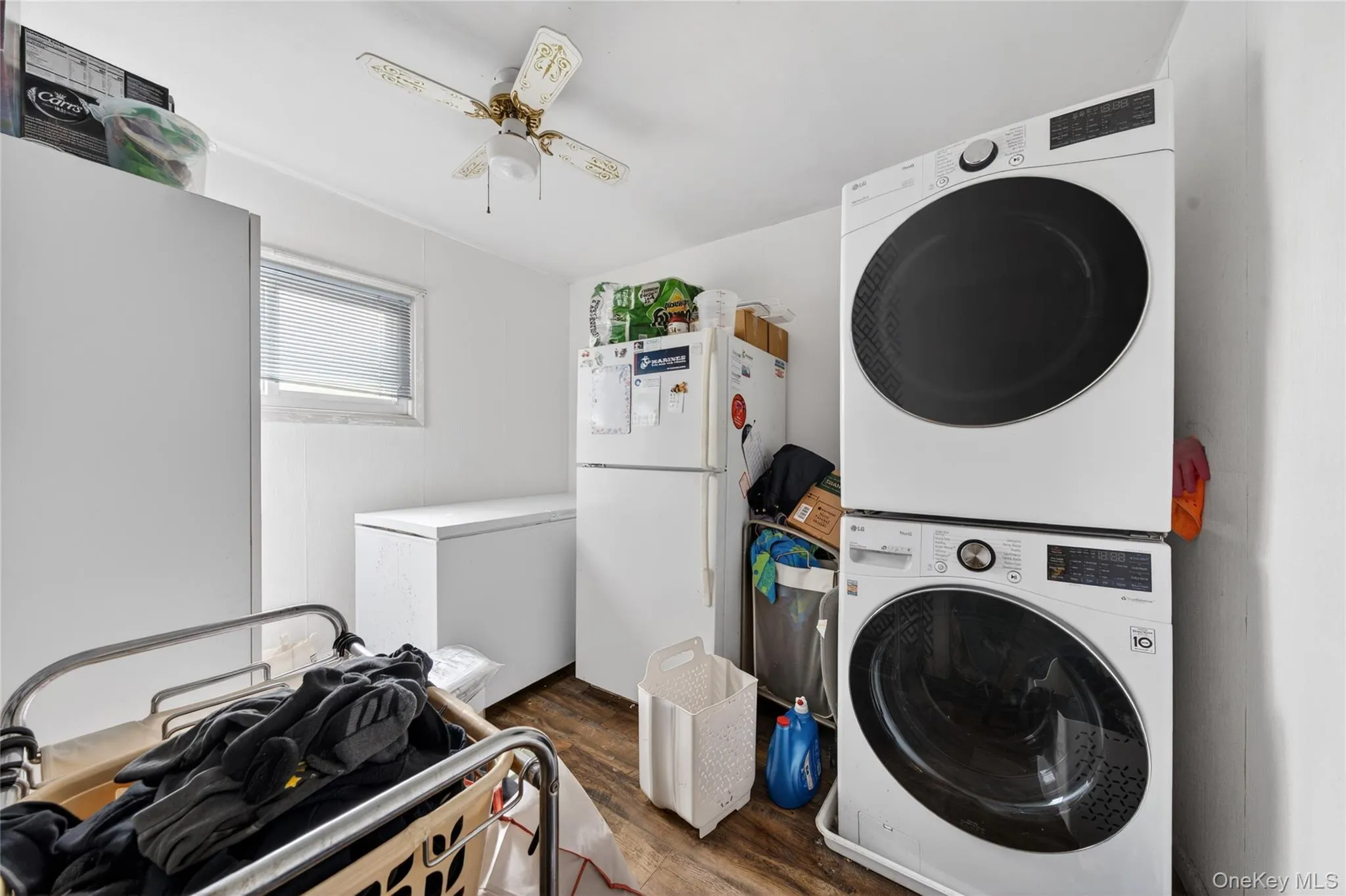 2 Dawn Lane, Oyster Bay, NY, 5 Bedrooms Bedrooms, 6 Rooms Rooms,2 BathroomsBathrooms,Residential,For Rent,Dawn,0,1003135 2 Dawn Lane, Oyster Bay, NY, 5 Bedrooms Bedrooms, 6 Rooms Rooms,2 BathroomsBathrooms,Residential,For Rent,Dawn,0,1003135