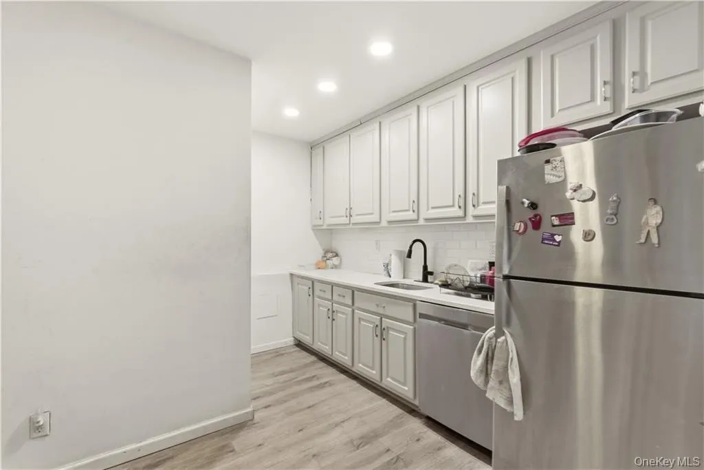700 Shore Road, Long Beach, NY, 1 Bedroom Bedrooms, 3 Rooms Rooms,1 BathroomBathrooms,Residential,For Rent,Shore,0,KEY1003136 700 Shore Road, Long Beach, NY, 1 Bedroom Bedrooms, 3 Rooms Rooms,1 BathroomBathrooms,Residential,For Rent,Shore,0,KEY1003136