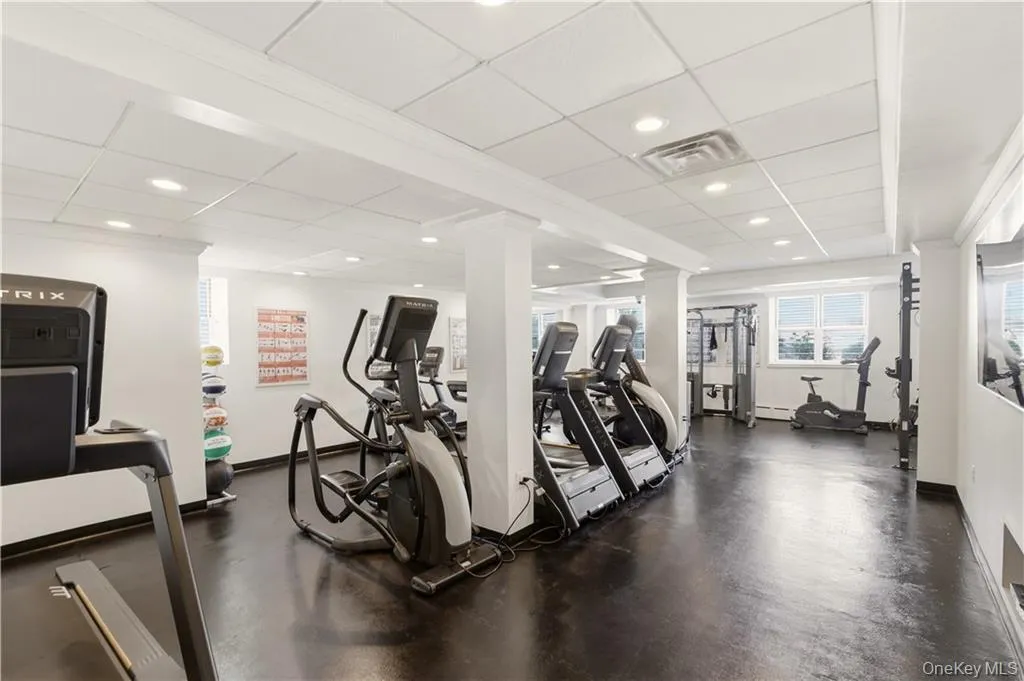 700 Shore Road, Long Beach, NY, 1 Bedroom Bedrooms, 3 Rooms Rooms,1 BathroomBathrooms,Residential,For Rent,Shore,0,KEY1003136 700 Shore Road, Long Beach, NY, 1 Bedroom Bedrooms, 3 Rooms Rooms,1 BathroomBathrooms,Residential,For Rent,Shore,0,KEY1003136