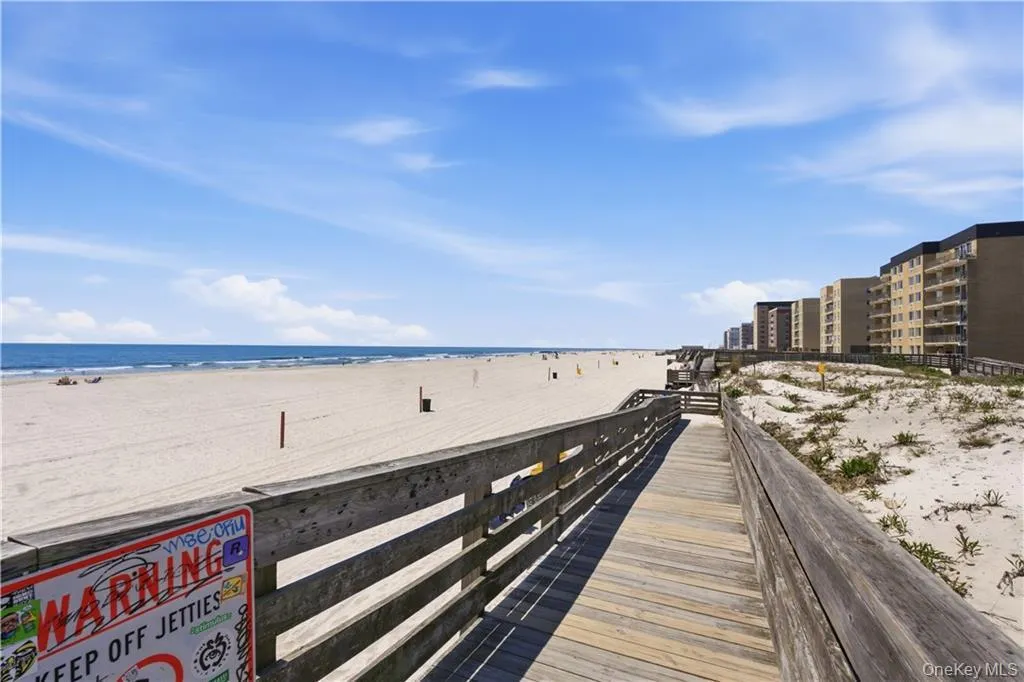 700 Shore Road, Long Beach, NY, 1 Bedroom Bedrooms, 3 Rooms Rooms,1 BathroomBathrooms,Residential,For Rent,Shore,0,KEY1003136 700 Shore Road, Long Beach, NY, 1 Bedroom Bedrooms, 3 Rooms Rooms,1 BathroomBathrooms,Residential,For Rent,Shore,0,KEY1003136