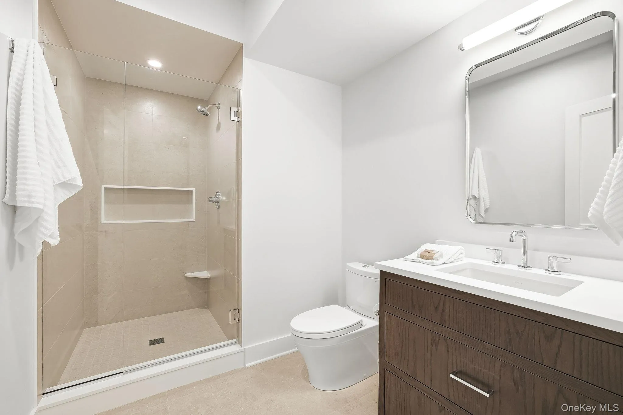Lower-Level Full Bathroom Lower-Level Full Bathroom