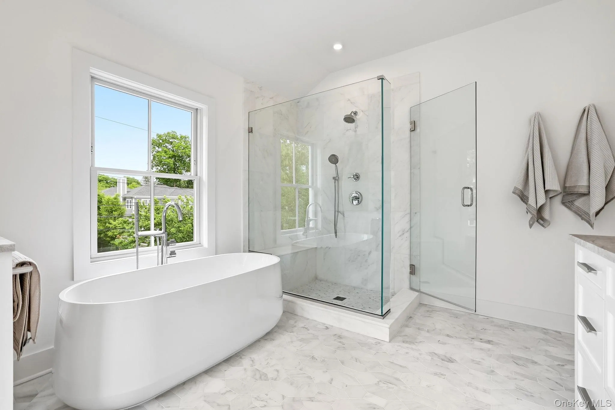 227 Central Avenue, Rye City, NY, 6 Bedrooms Bedrooms, 14 Rooms Rooms,5 BathroomsBathrooms,Residential,For Rent,Central,0,1003137 227 Central Avenue, Rye City, NY, 6 Bedrooms Bedrooms, 14 Rooms Rooms,5 BathroomsBathrooms,Residential,For Rent,Central,0,1003137